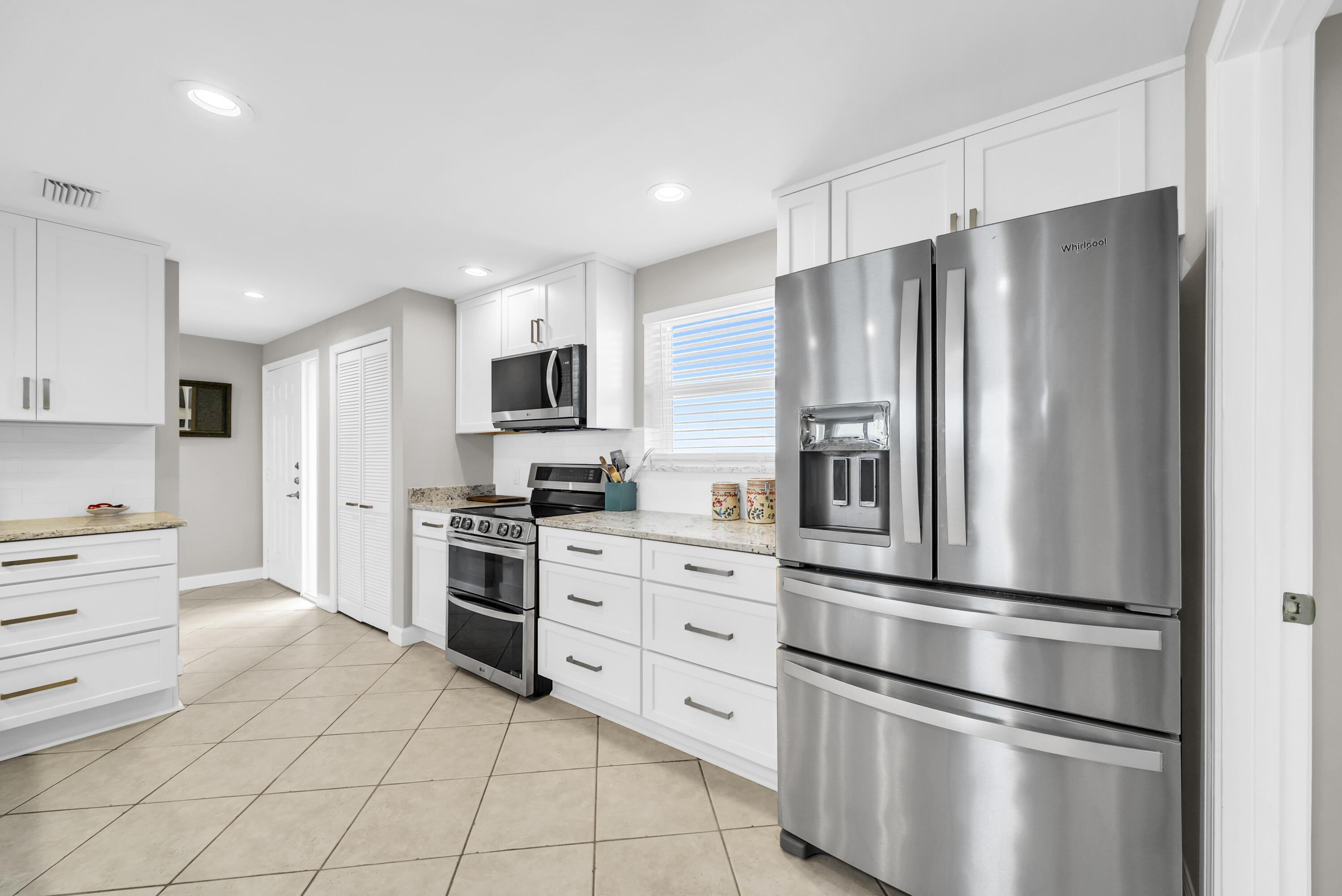 Compass Rose Condo f/k/a /Sand Drift Beach House Condo - Residential