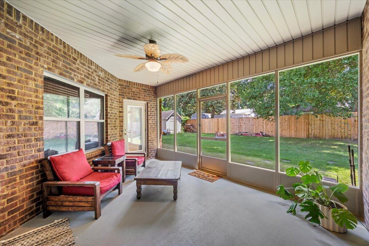 LIBERTY OAKS - Residential
