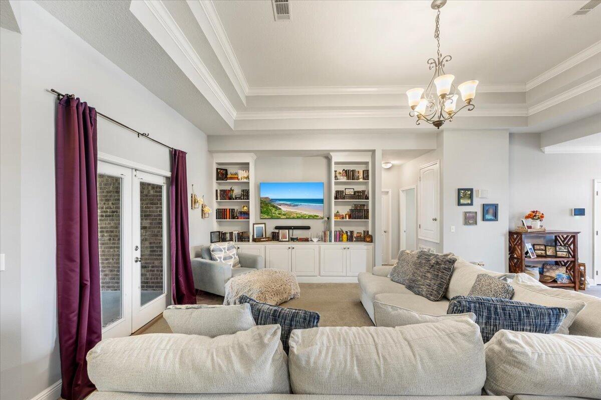 LIBERTY OAKS - Residential