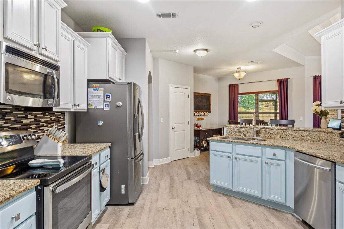 LIBERTY OAKS - Residential