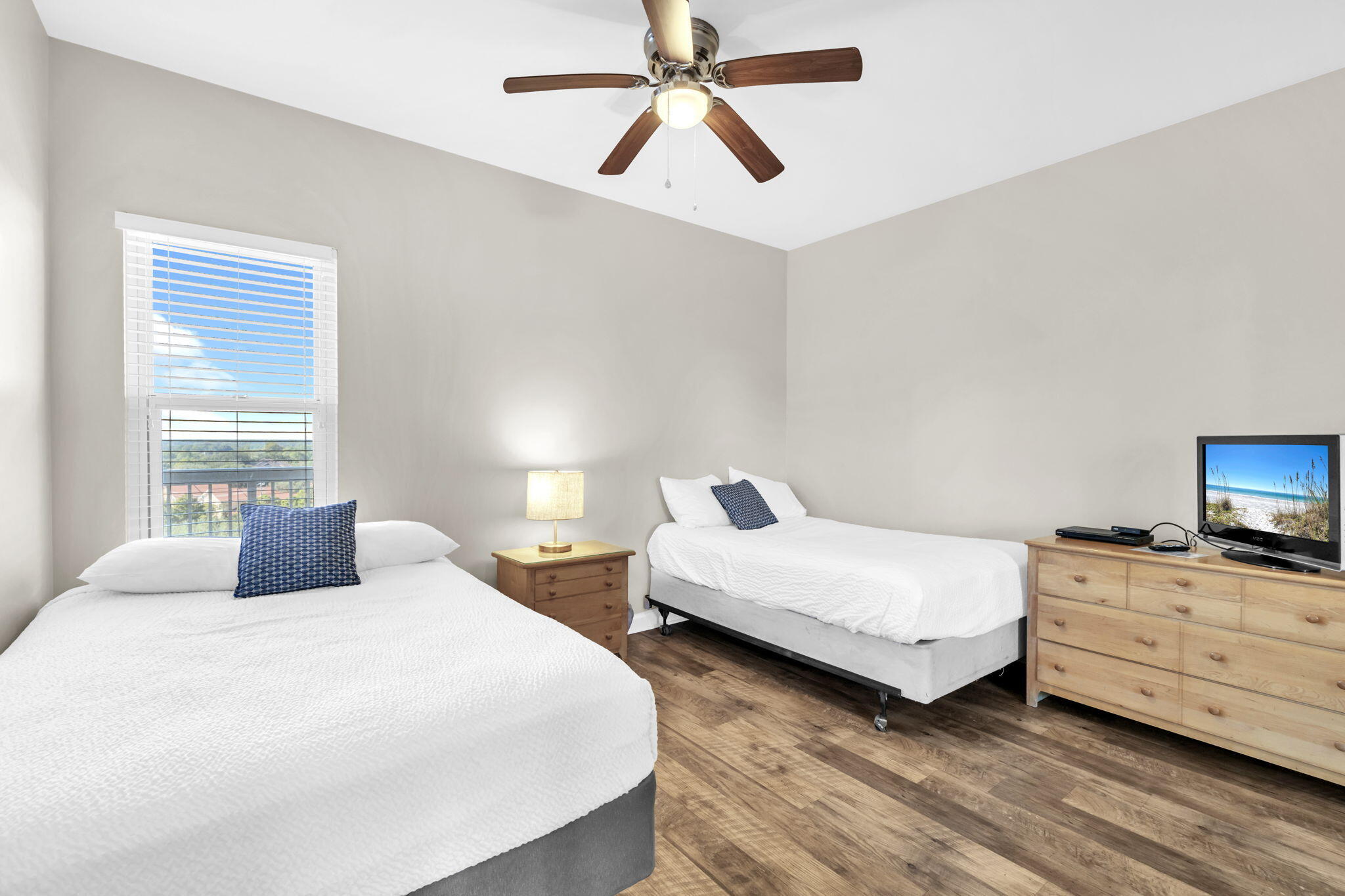 SUMMIT AT TOPS'L (THE) - Residential
