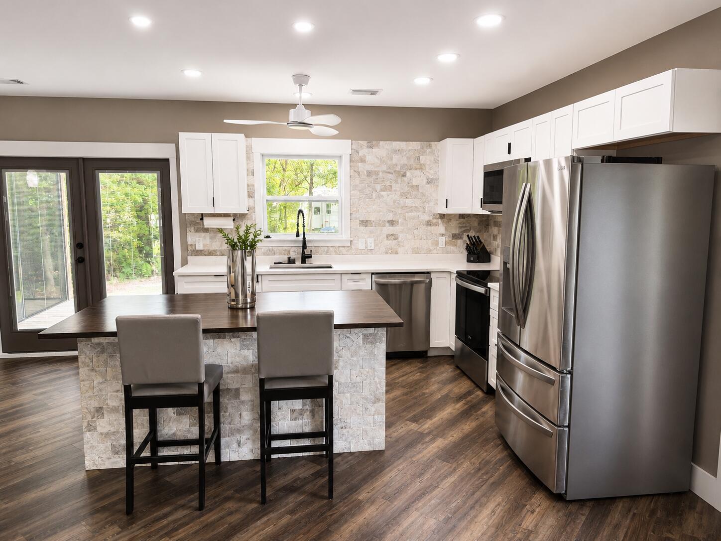 BAY SHADOW ESTATES - Residential