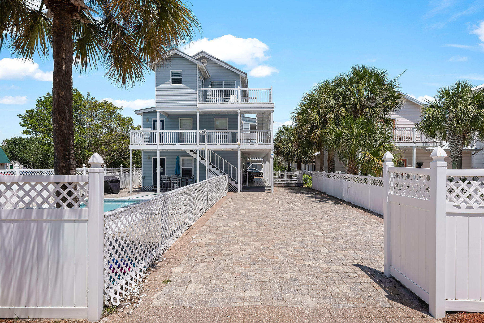 CRYSTAL BEACH - Residential