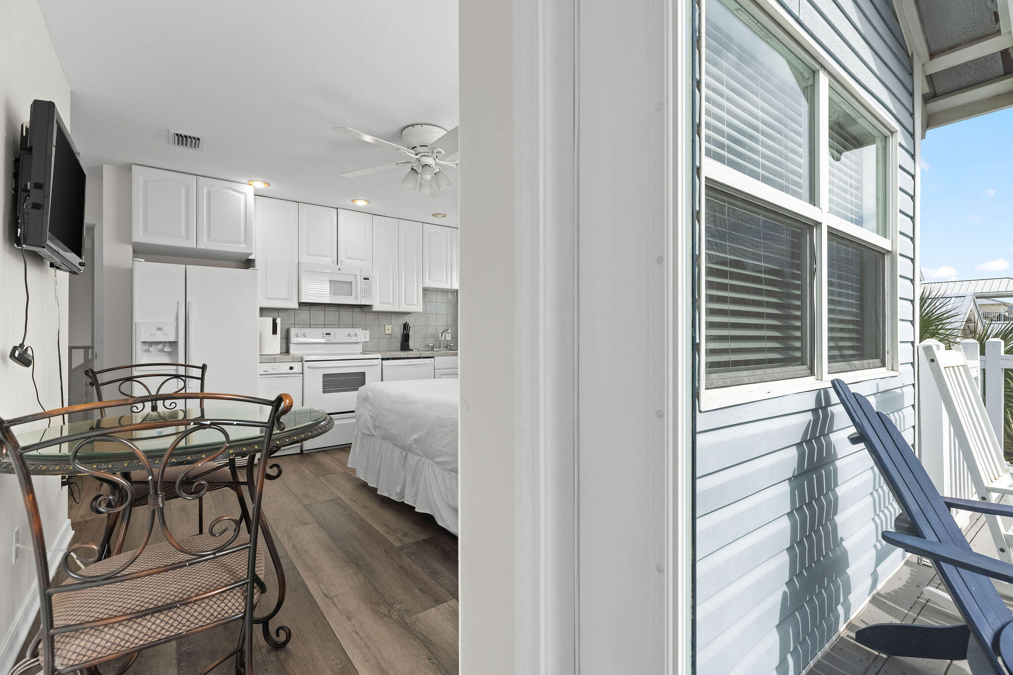 CRYSTAL BEACH - Residential