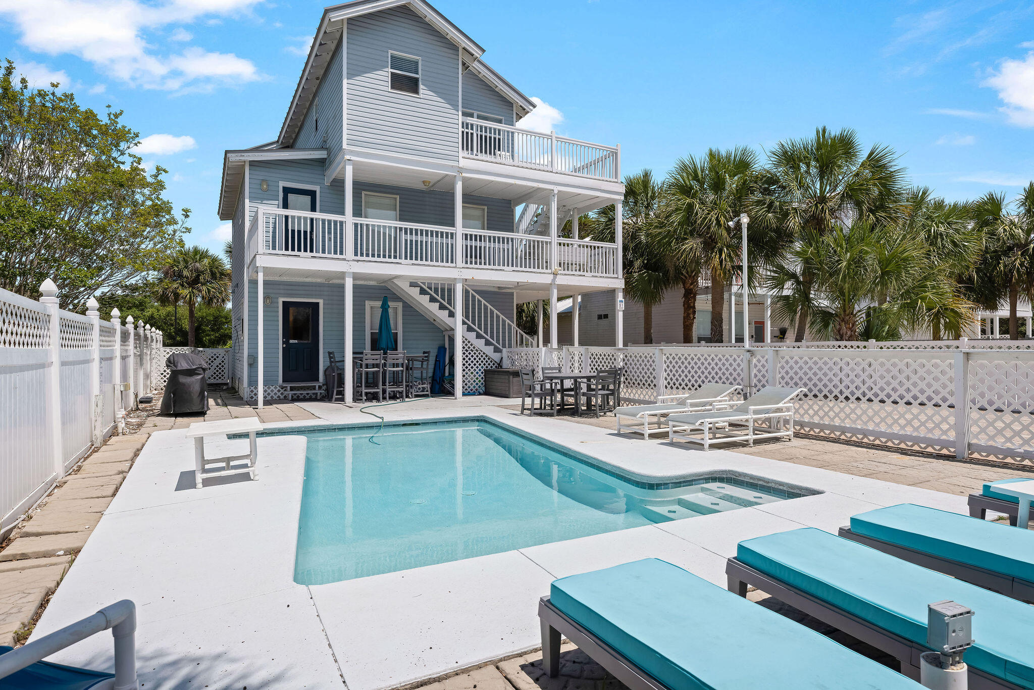 CRYSTAL BEACH - Residential