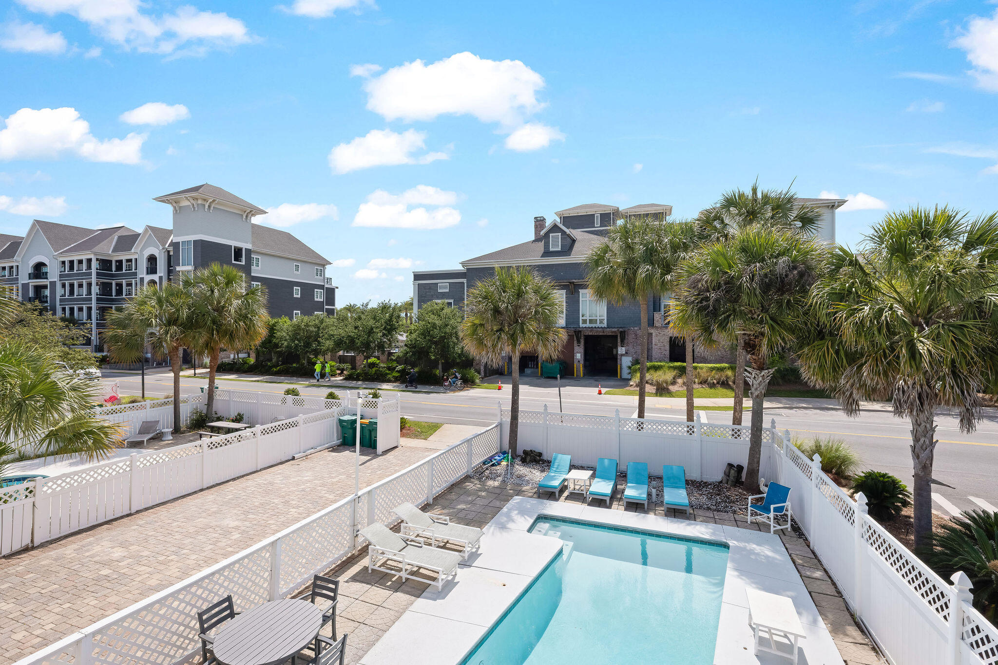 CRYSTAL BEACH - Residential
