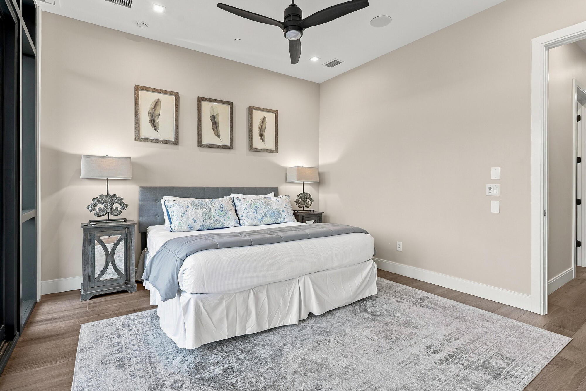 CREST DEVELOPMENT - Residential