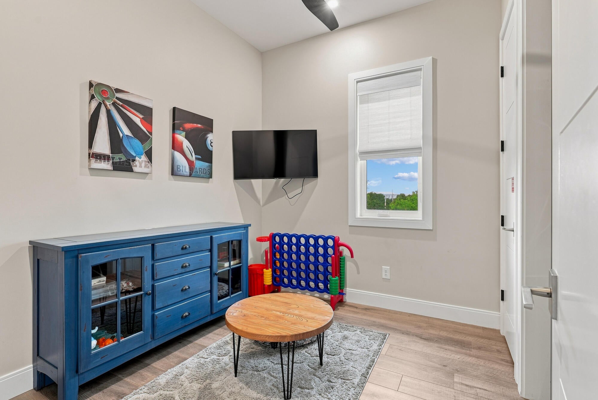 CREST DEVELOPMENT - Residential