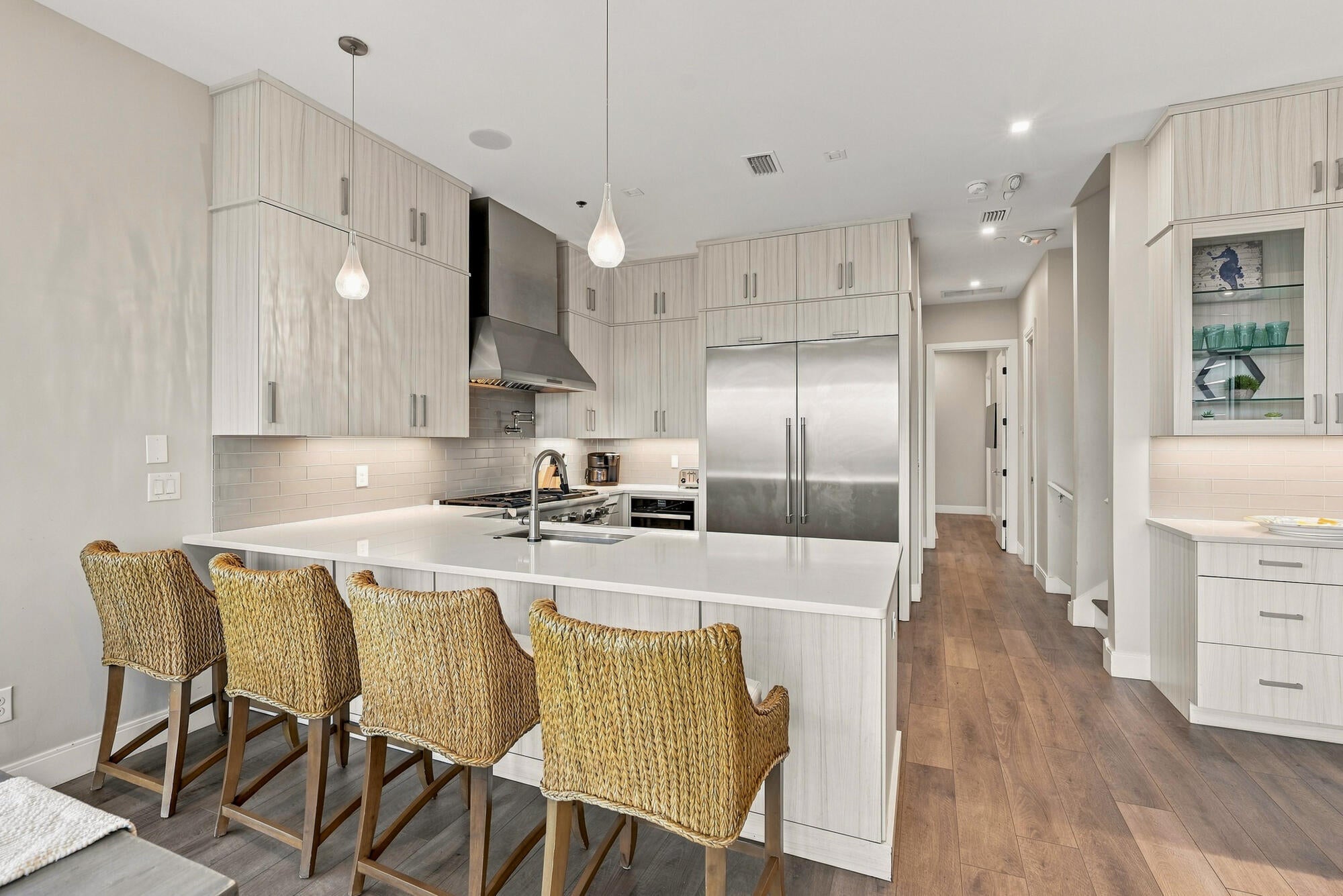 CREST DEVELOPMENT - Residential