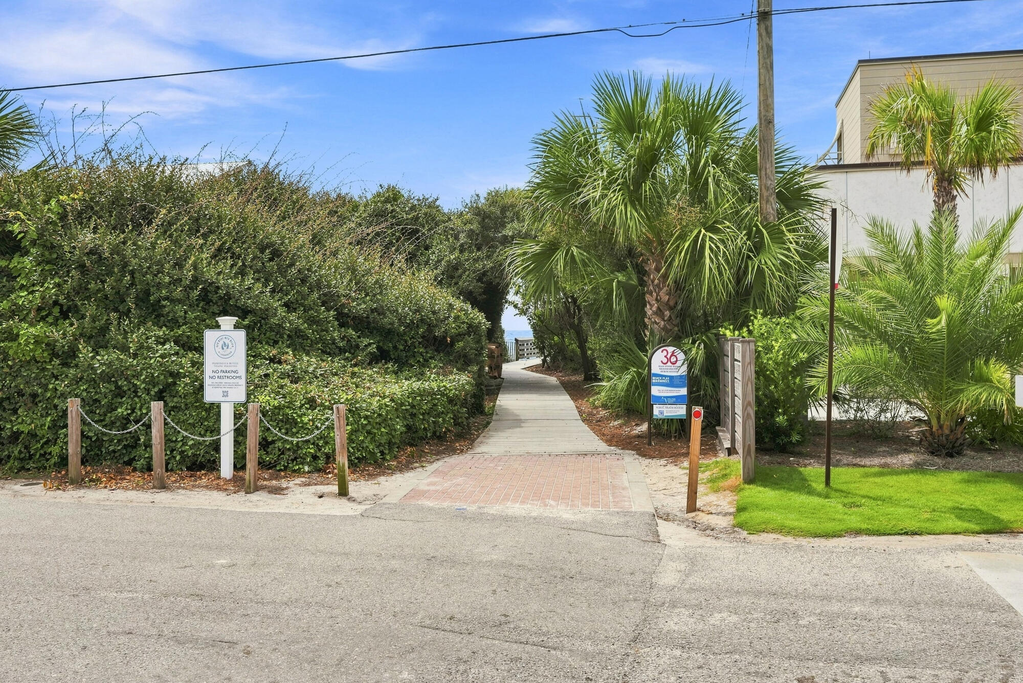 CREST DEVELOPMENT - Residential