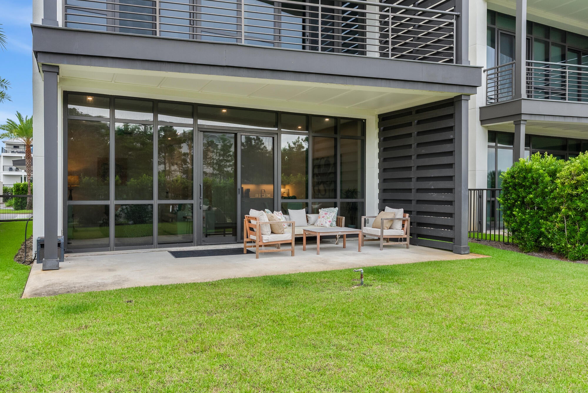 CREST DEVELOPMENT - Residential