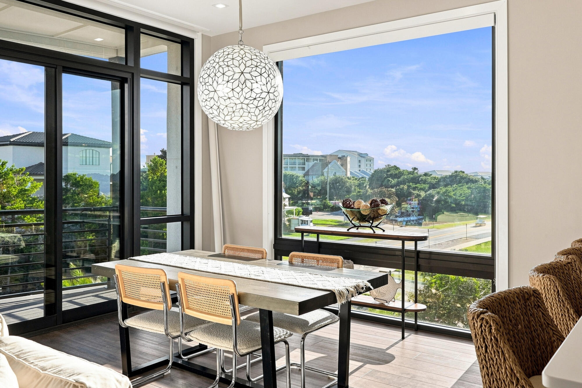 CREST DEVELOPMENT - Residential