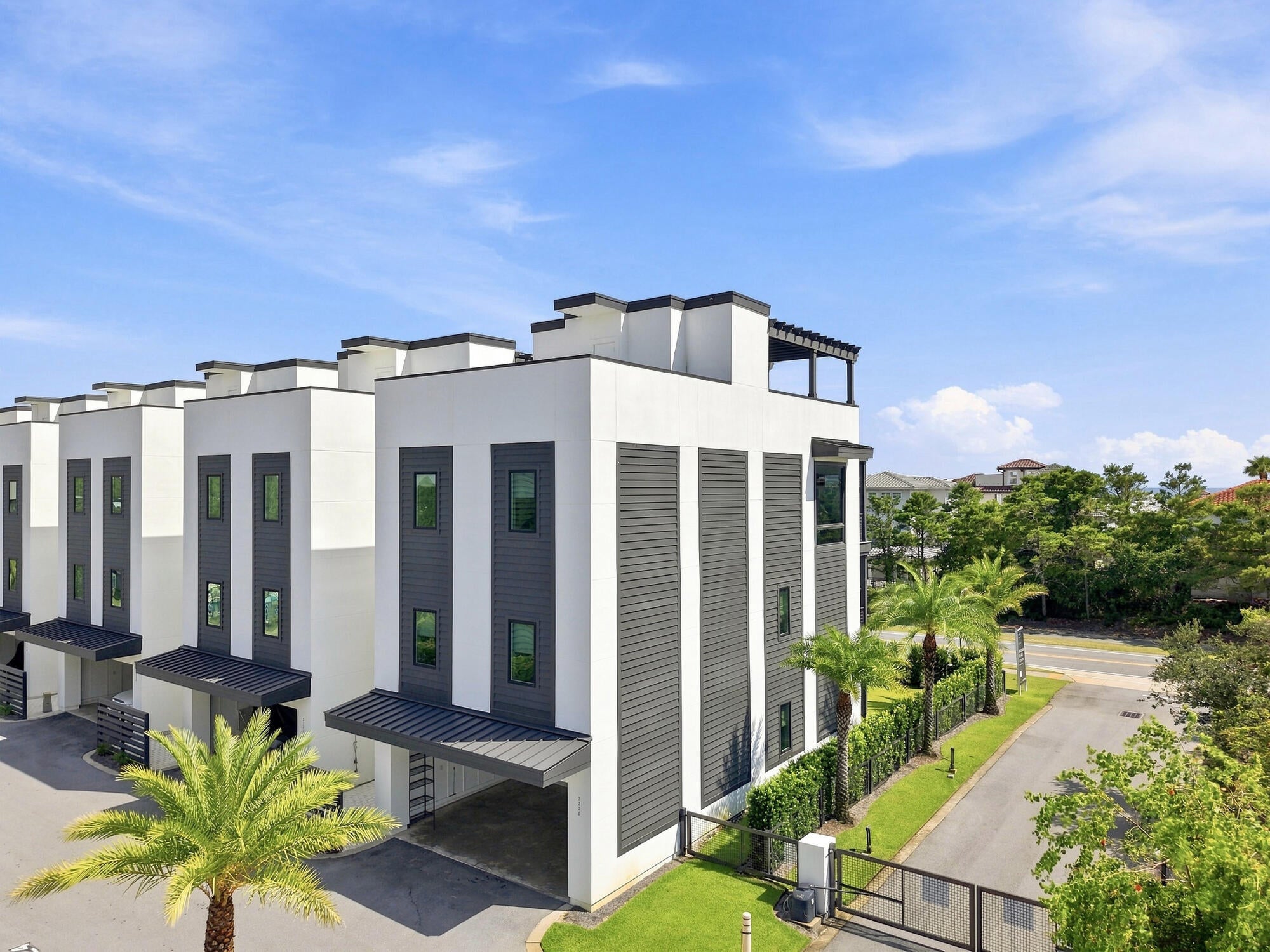 CREST DEVELOPMENT - Residential