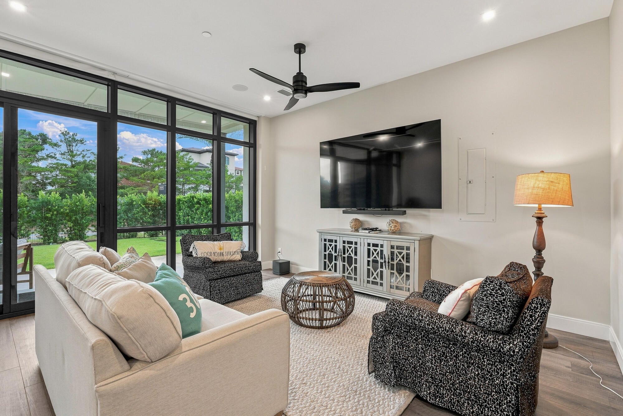 CREST DEVELOPMENT - Residential