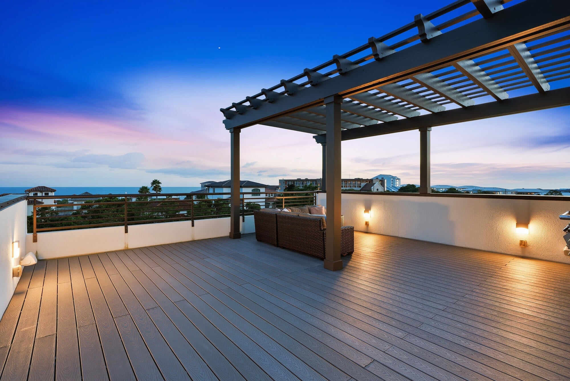 CREST DEVELOPMENT - Residential