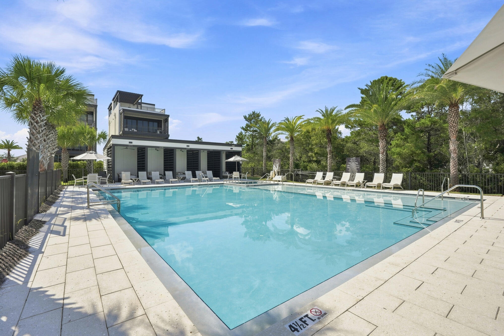 CREST DEVELOPMENT - Residential