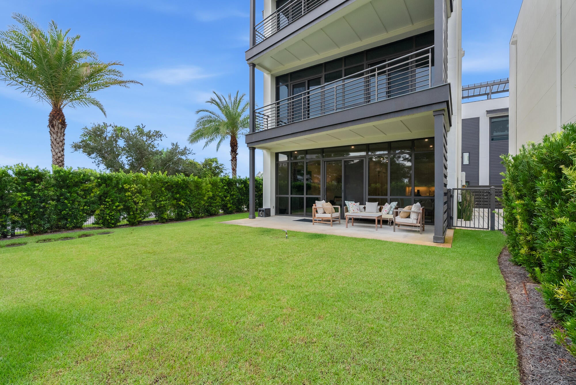 CREST DEVELOPMENT - Residential