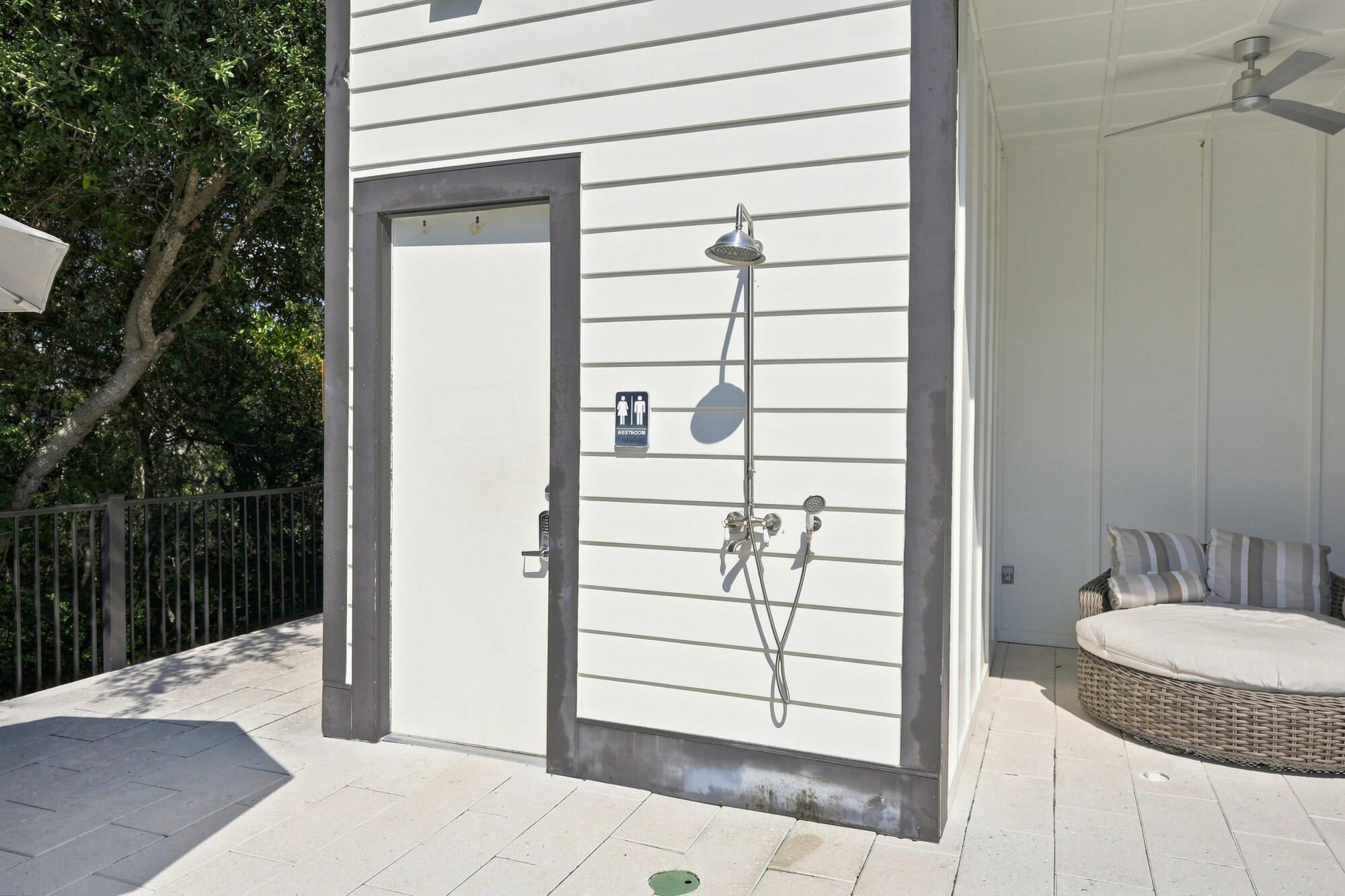 CREST DEVELOPMENT - Residential