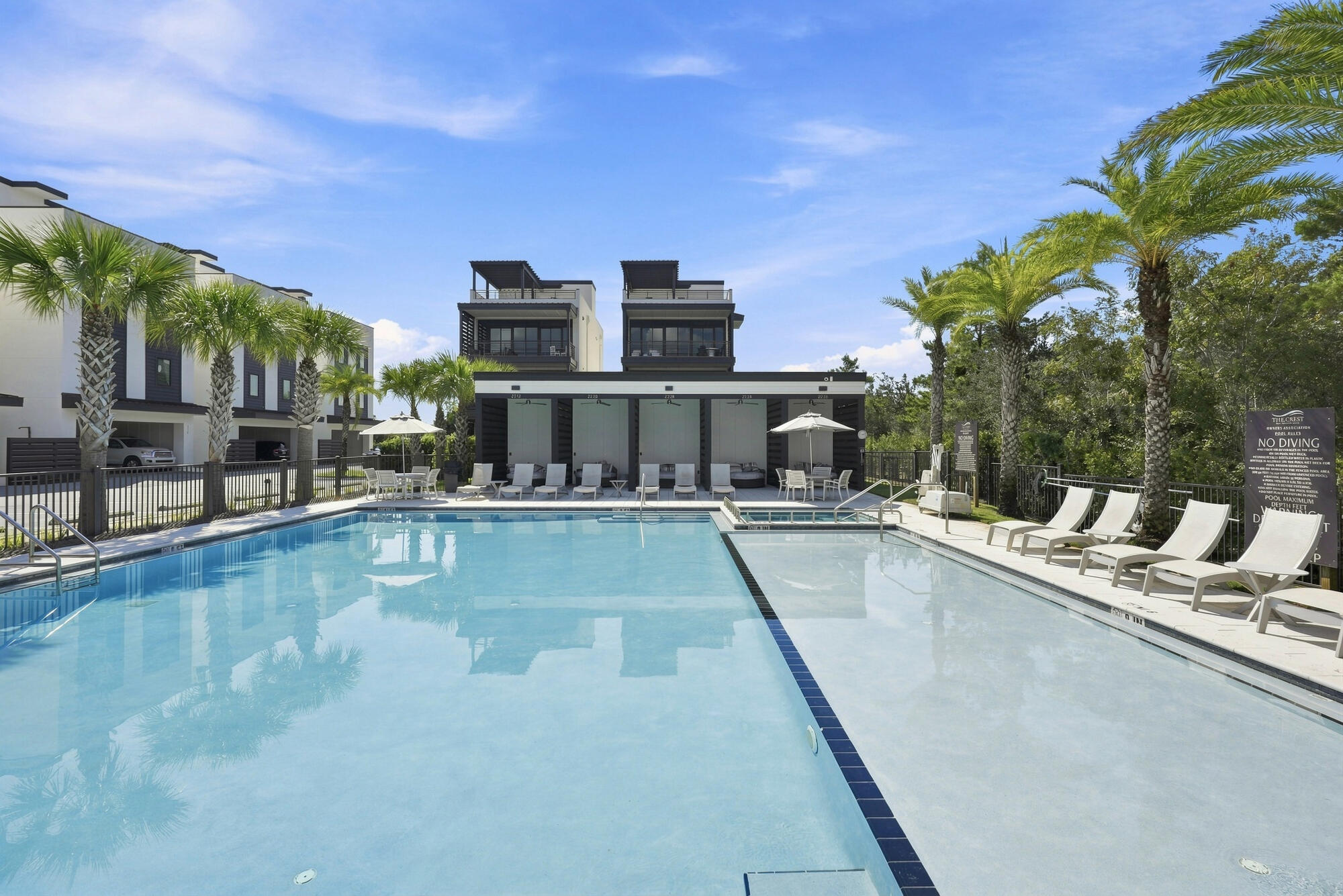 CREST DEVELOPMENT - Residential