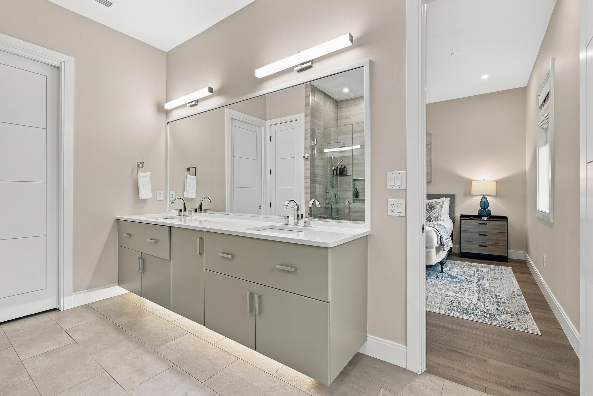 CREST DEVELOPMENT - Residential