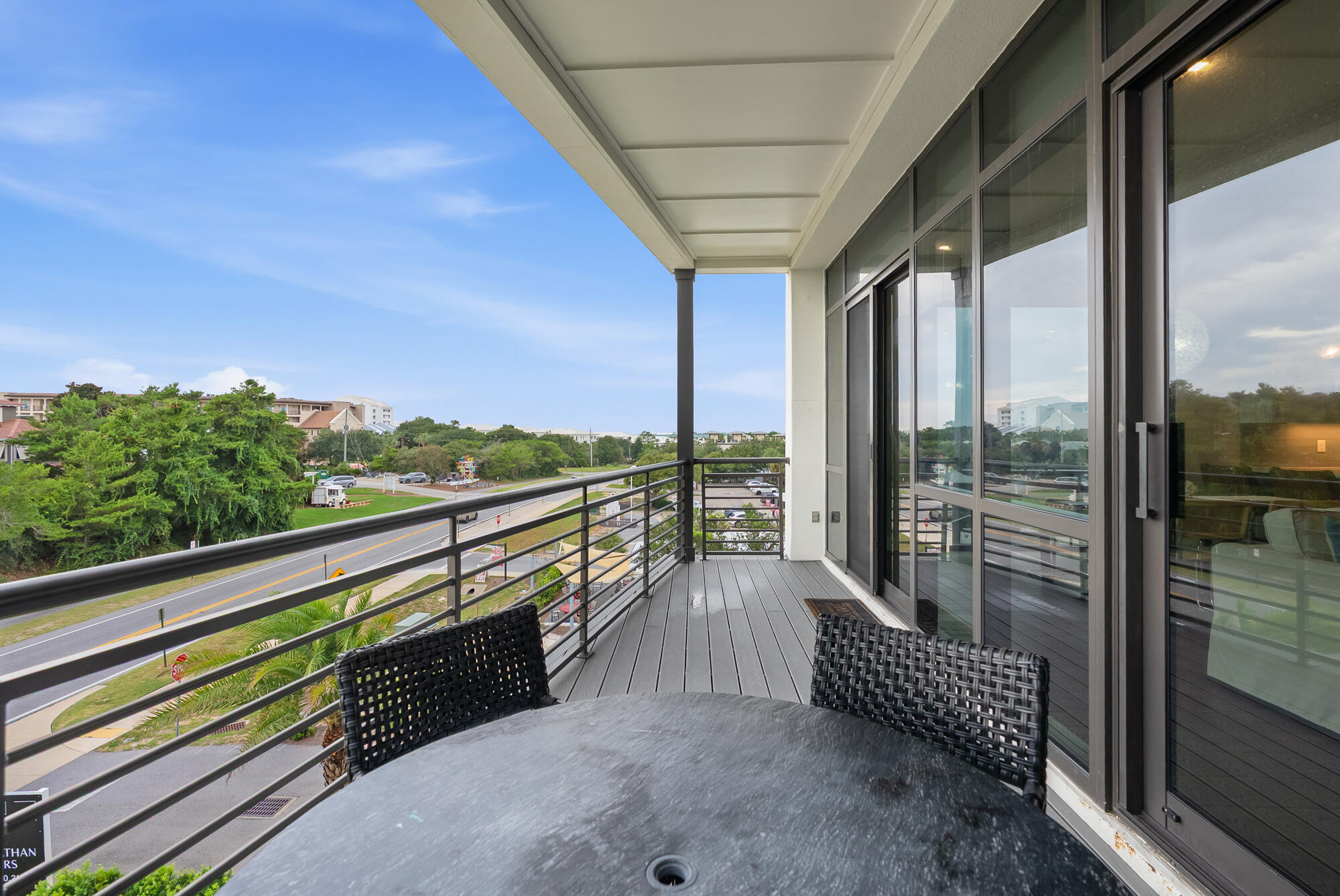 CREST DEVELOPMENT - Residential