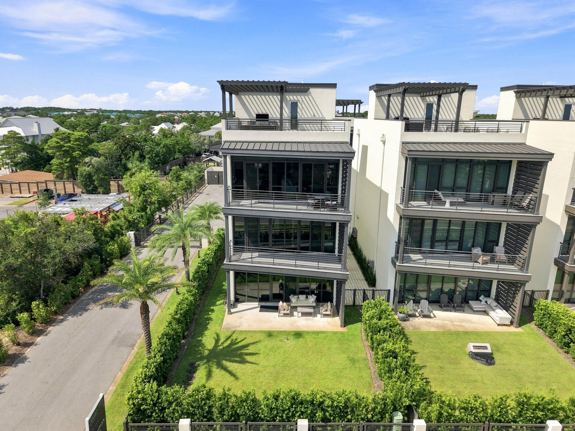 CREST DEVELOPMENT - Residential
