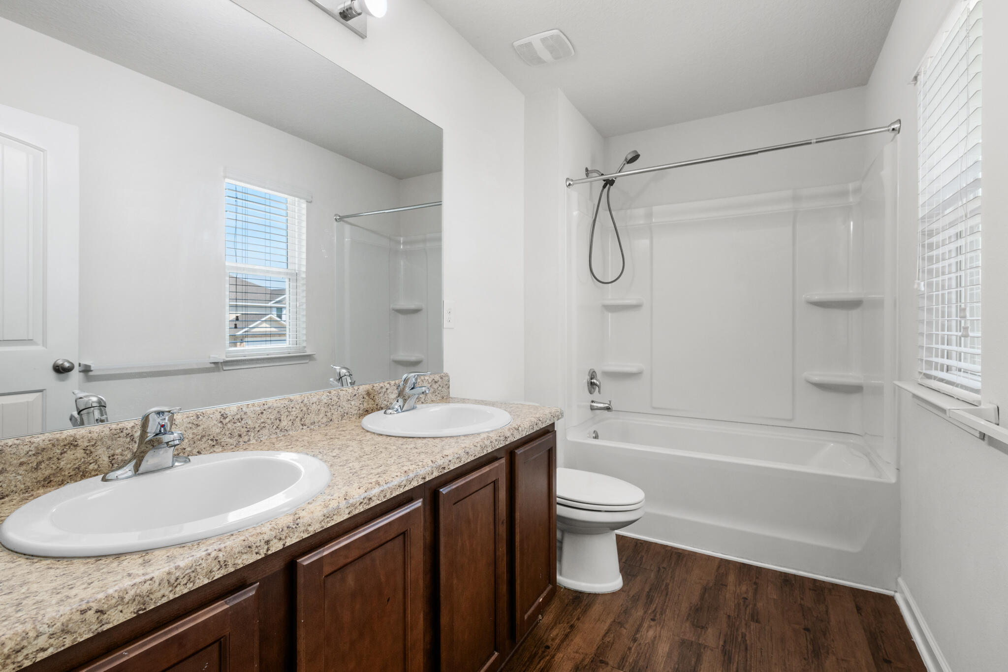 Redstone Commons - Residential Lease