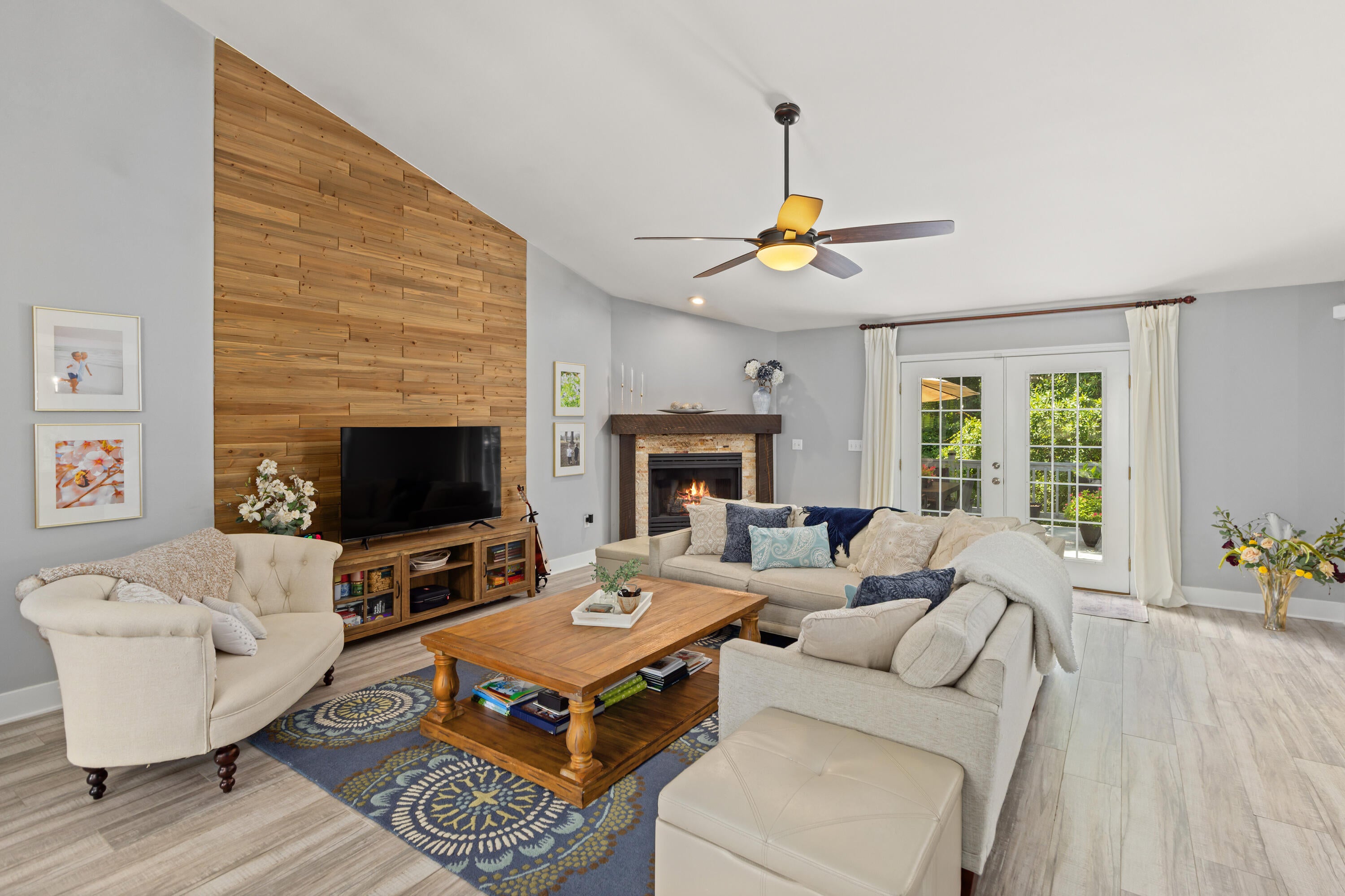 HUNTINGTON S/D PH 3 - Residential Lease