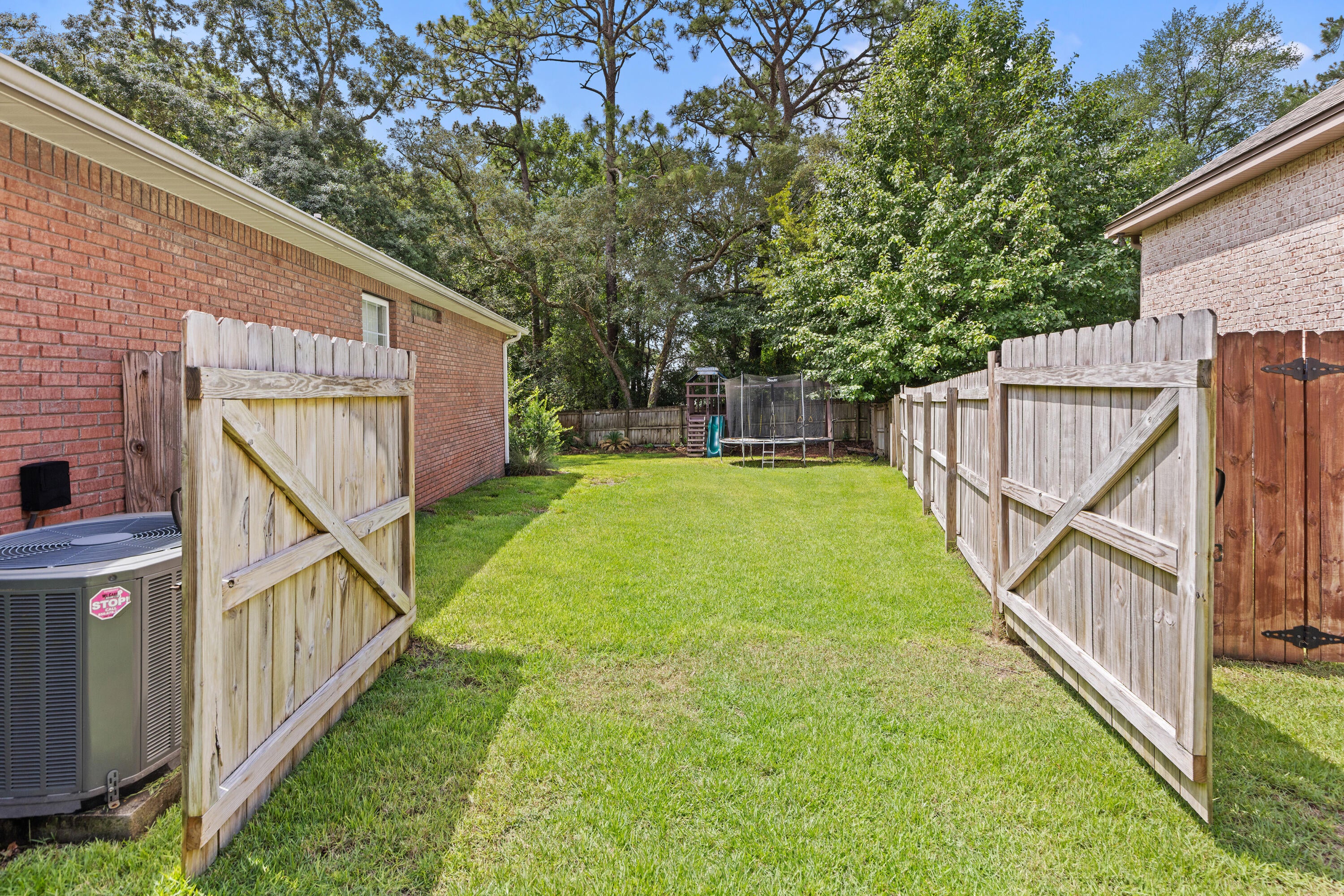 HUNTINGTON S/D PH 3 - Residential Lease
