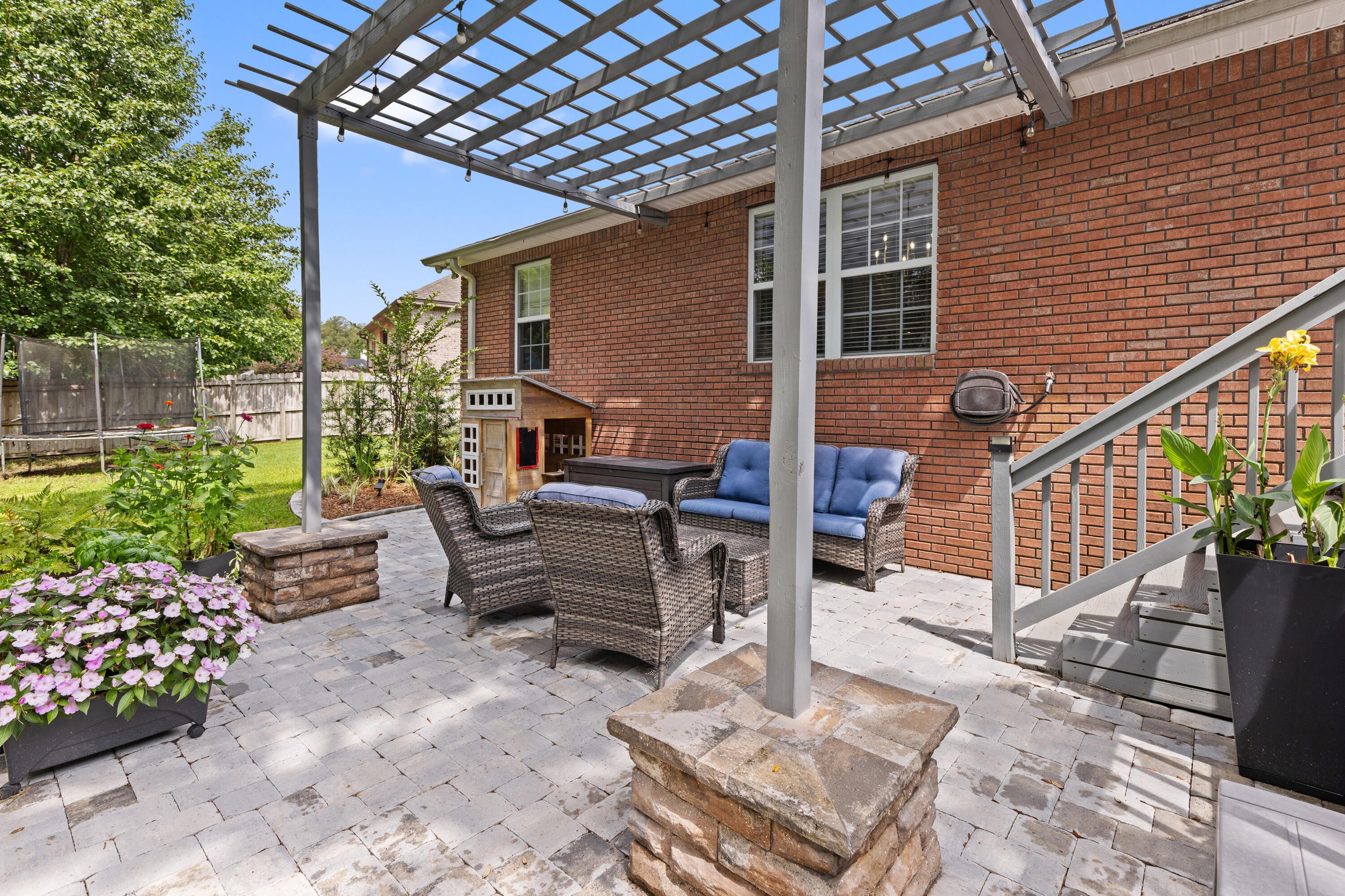 HUNTINGTON S/D PH 3 - Residential Lease