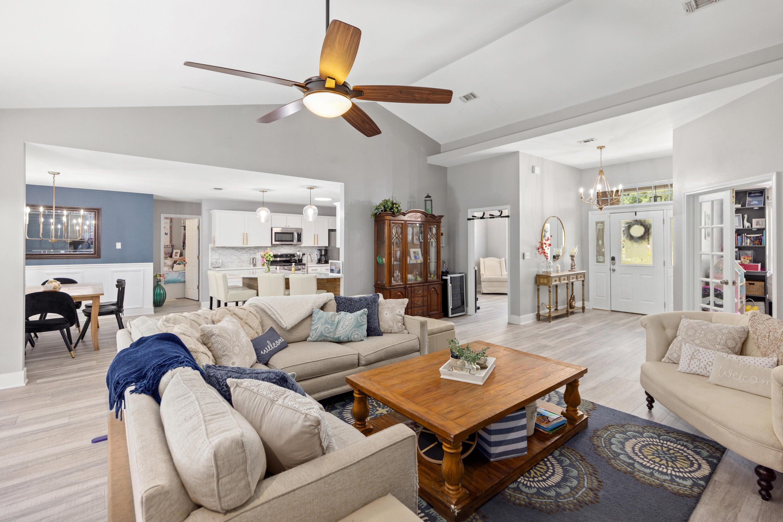 HUNTINGTON S/D PH 3 - Residential Lease