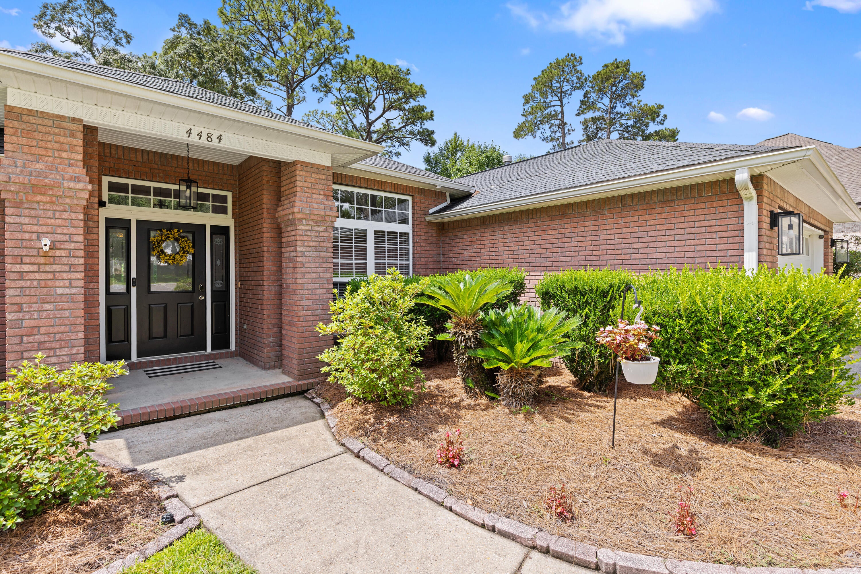 HUNTINGTON S/D PH 3 - Residential Lease