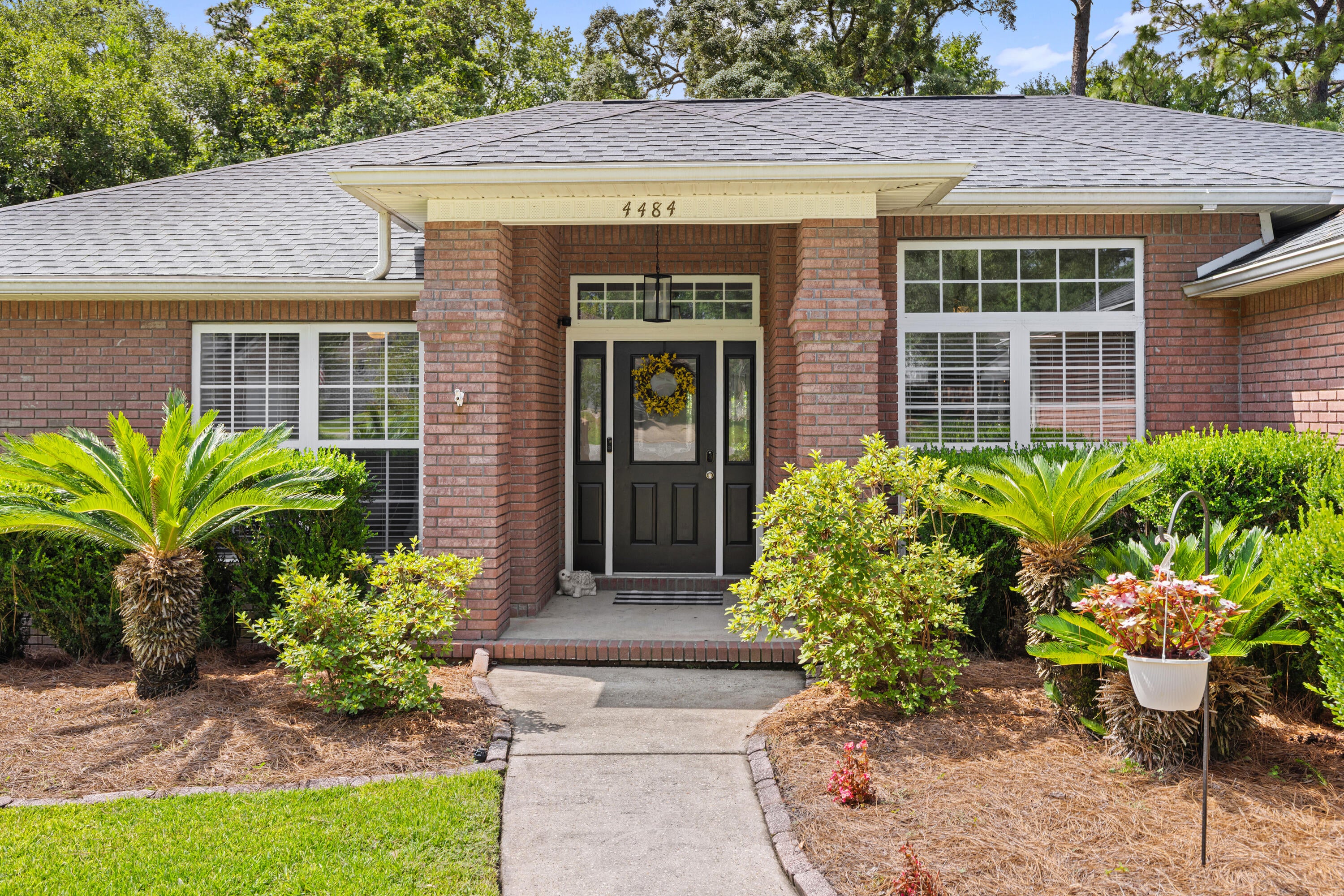 HUNTINGTON S/D PH 3 - Residential Lease