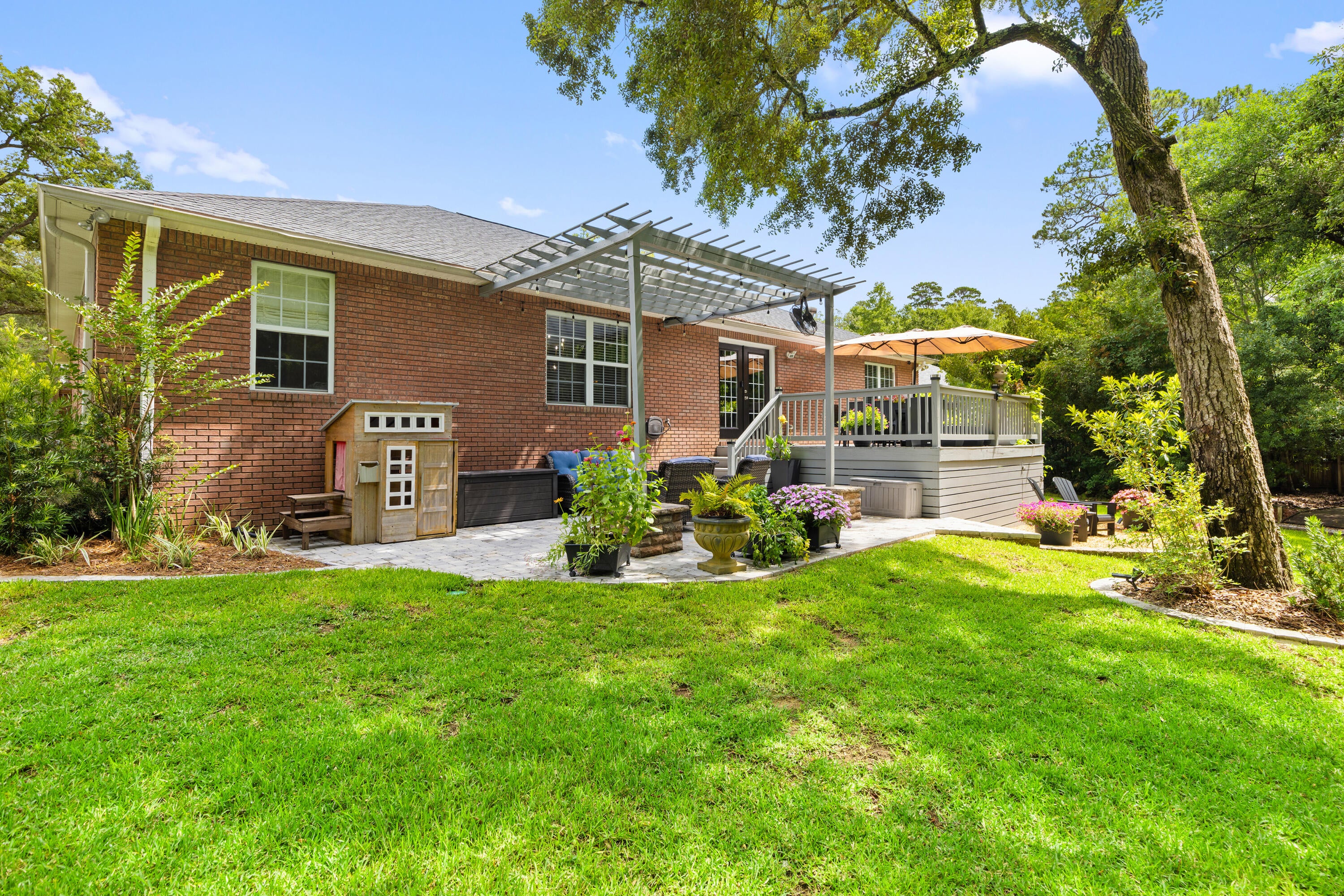HUNTINGTON S/D PH 3 - Residential Lease