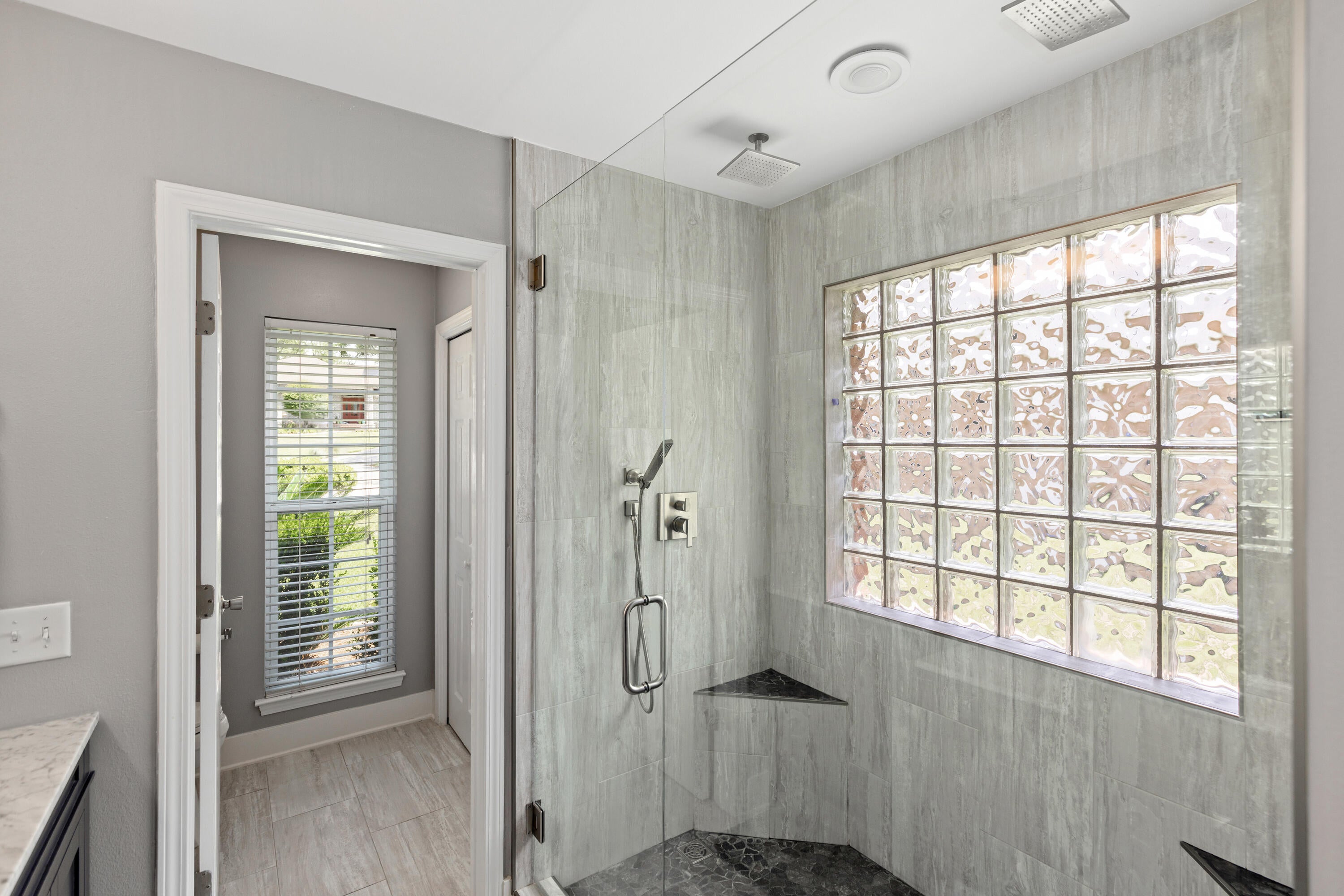 HUNTINGTON S/D PH 3 - Residential Lease