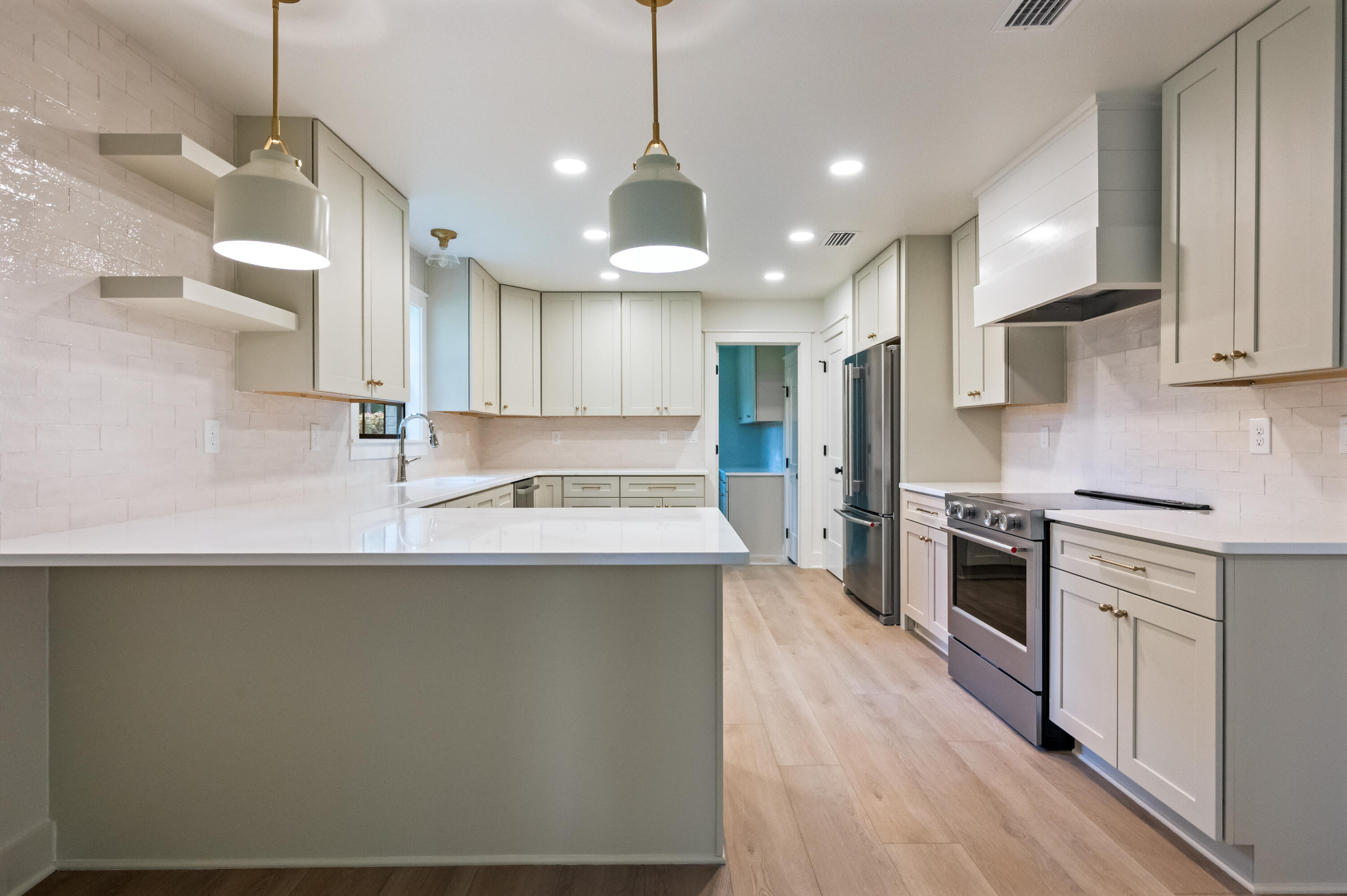 ST ANDREWS EAST BLUEWATER BAY - Residential