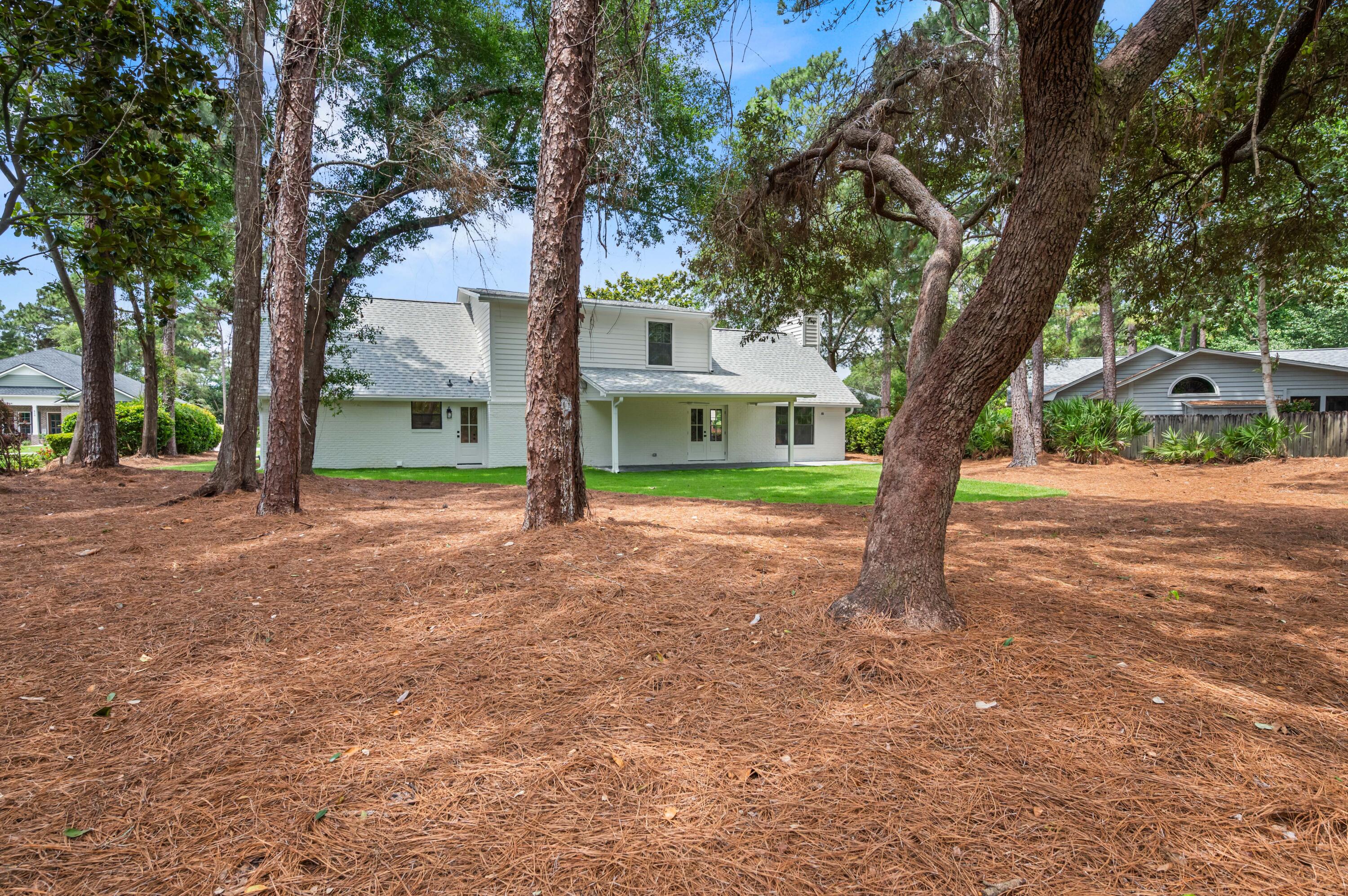 ST ANDREWS EAST BLUEWATER BAY - Residential