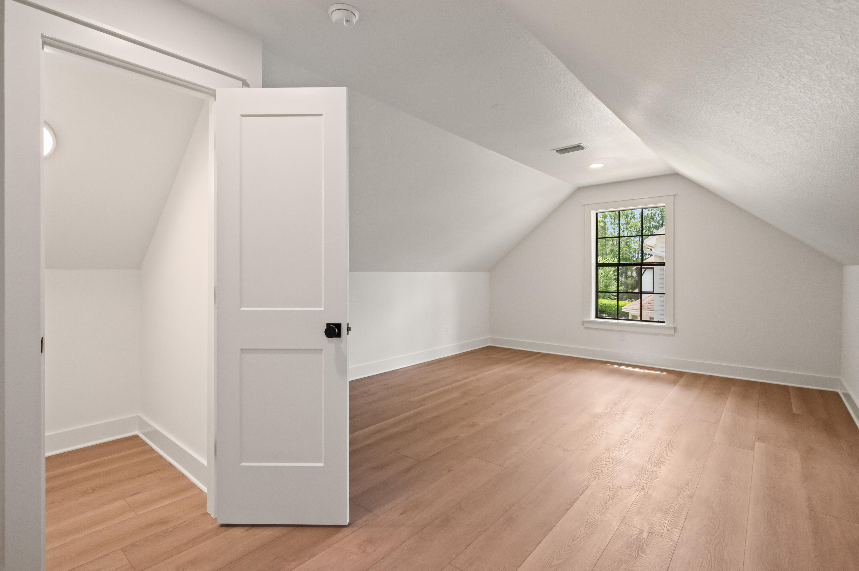 ST ANDREWS EAST BLUEWATER BAY - Residential