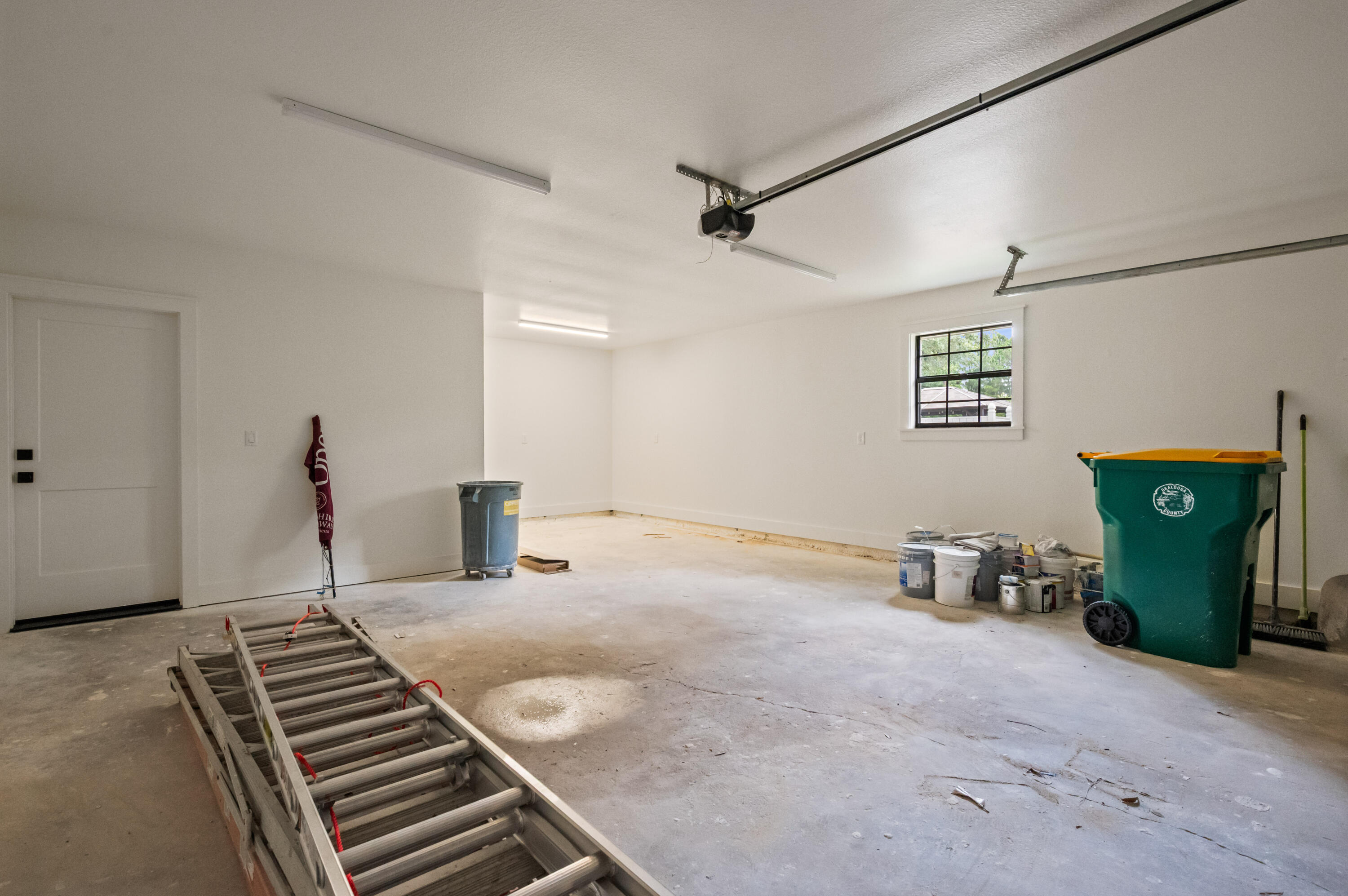 ST ANDREWS EAST BLUEWATER BAY - Residential