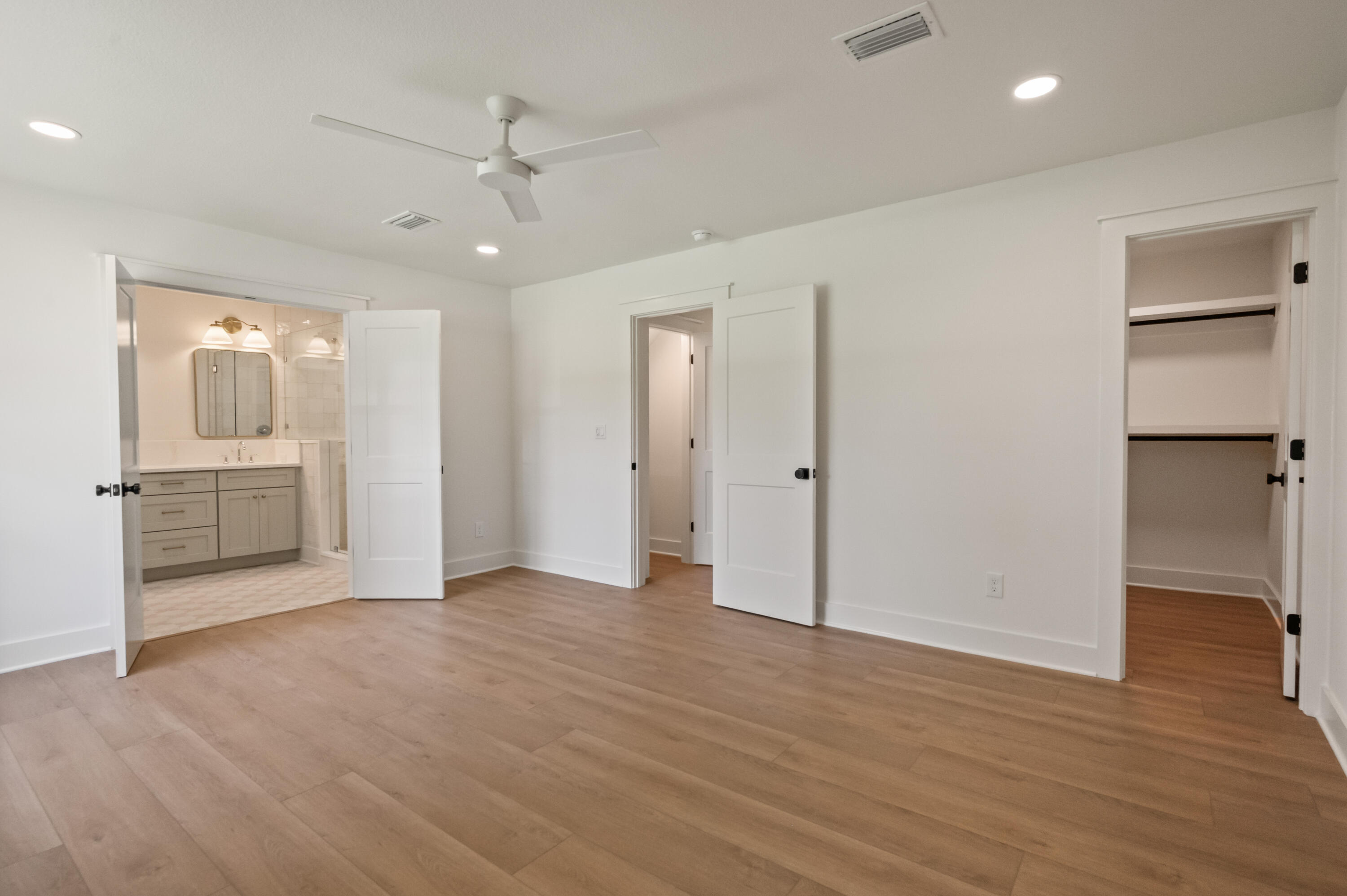 ST ANDREWS EAST BLUEWATER BAY - Residential