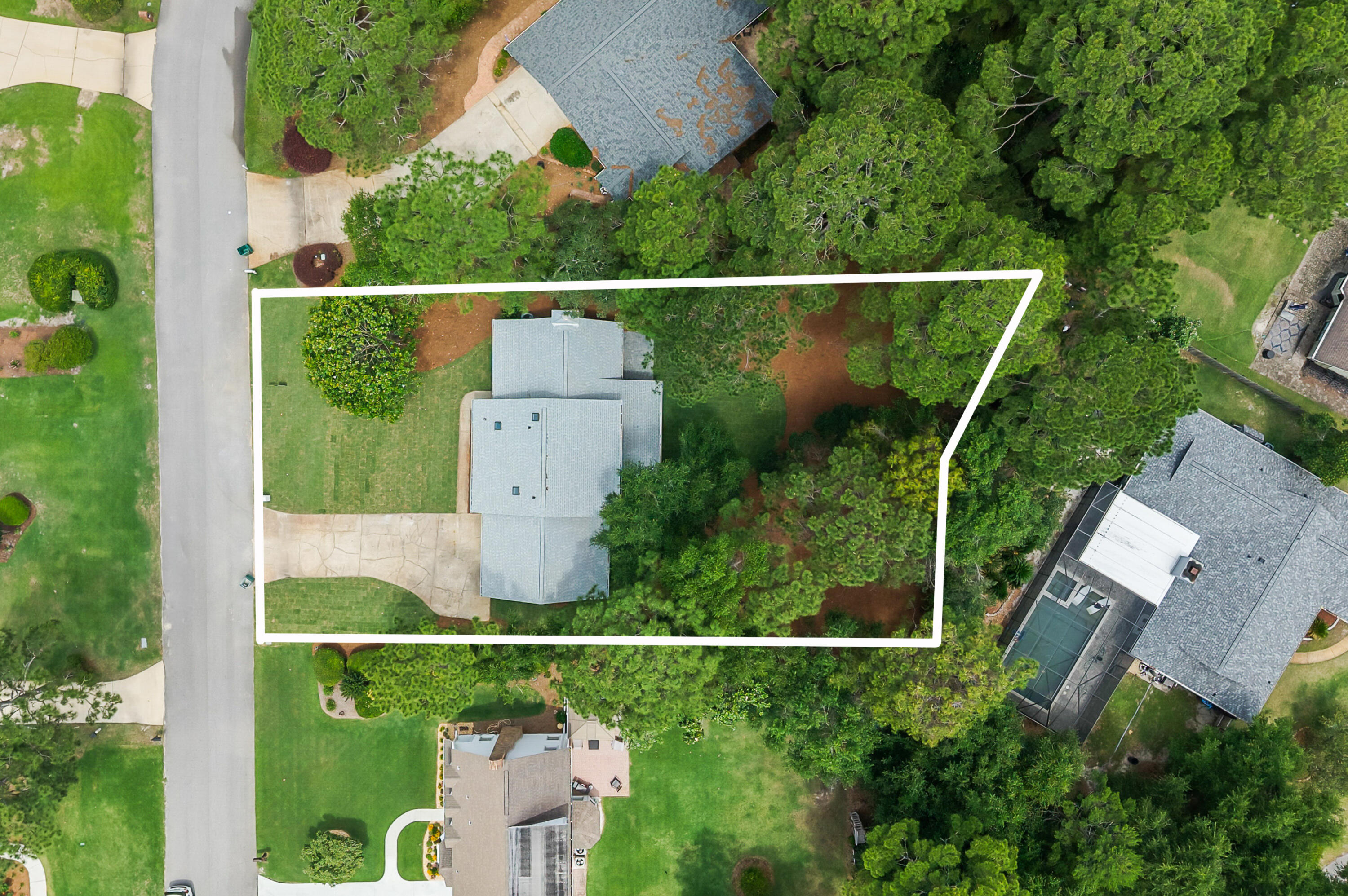 ST ANDREWS EAST BLUEWATER BAY - Residential