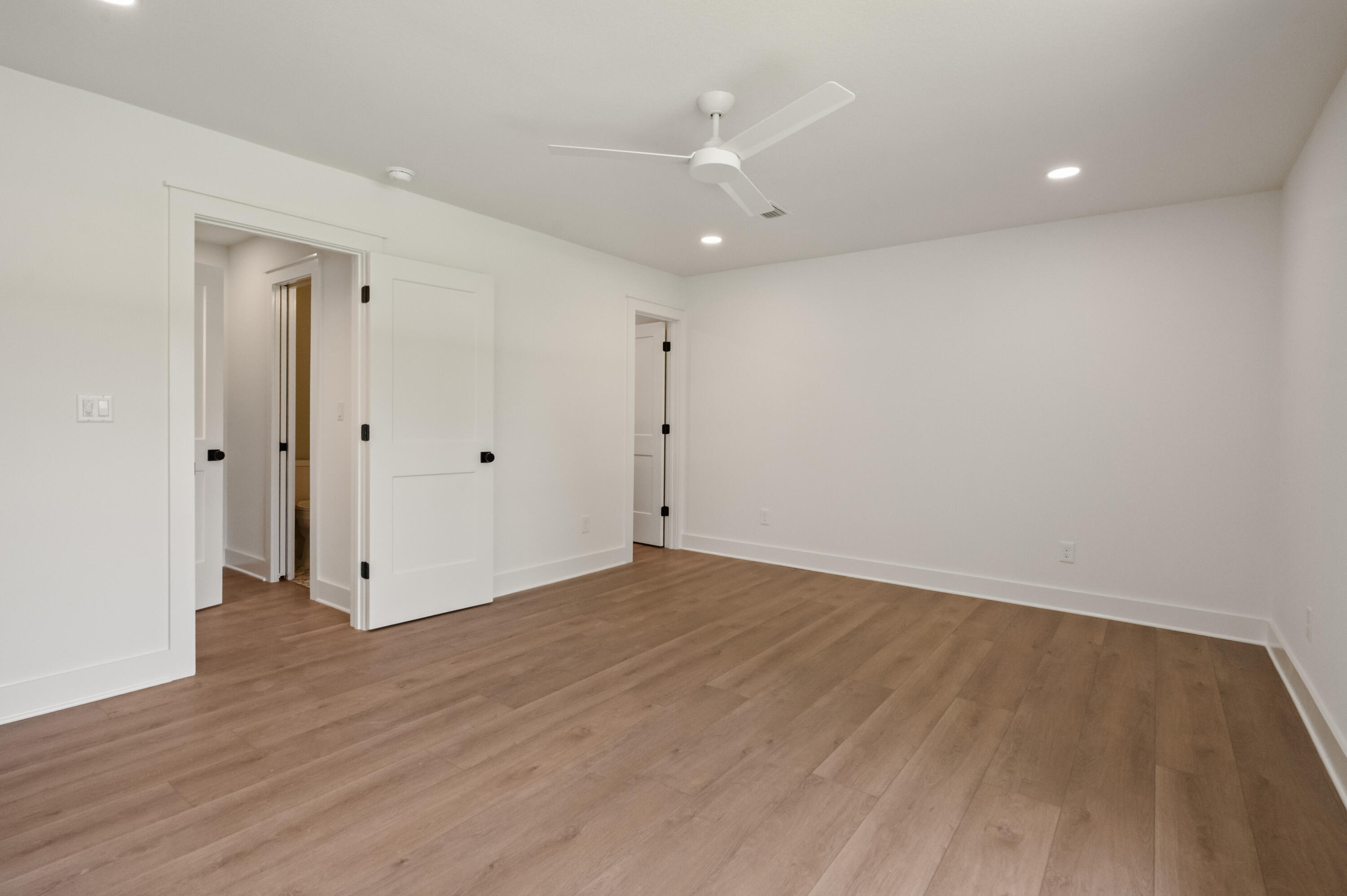 ST ANDREWS EAST BLUEWATER BAY - Residential