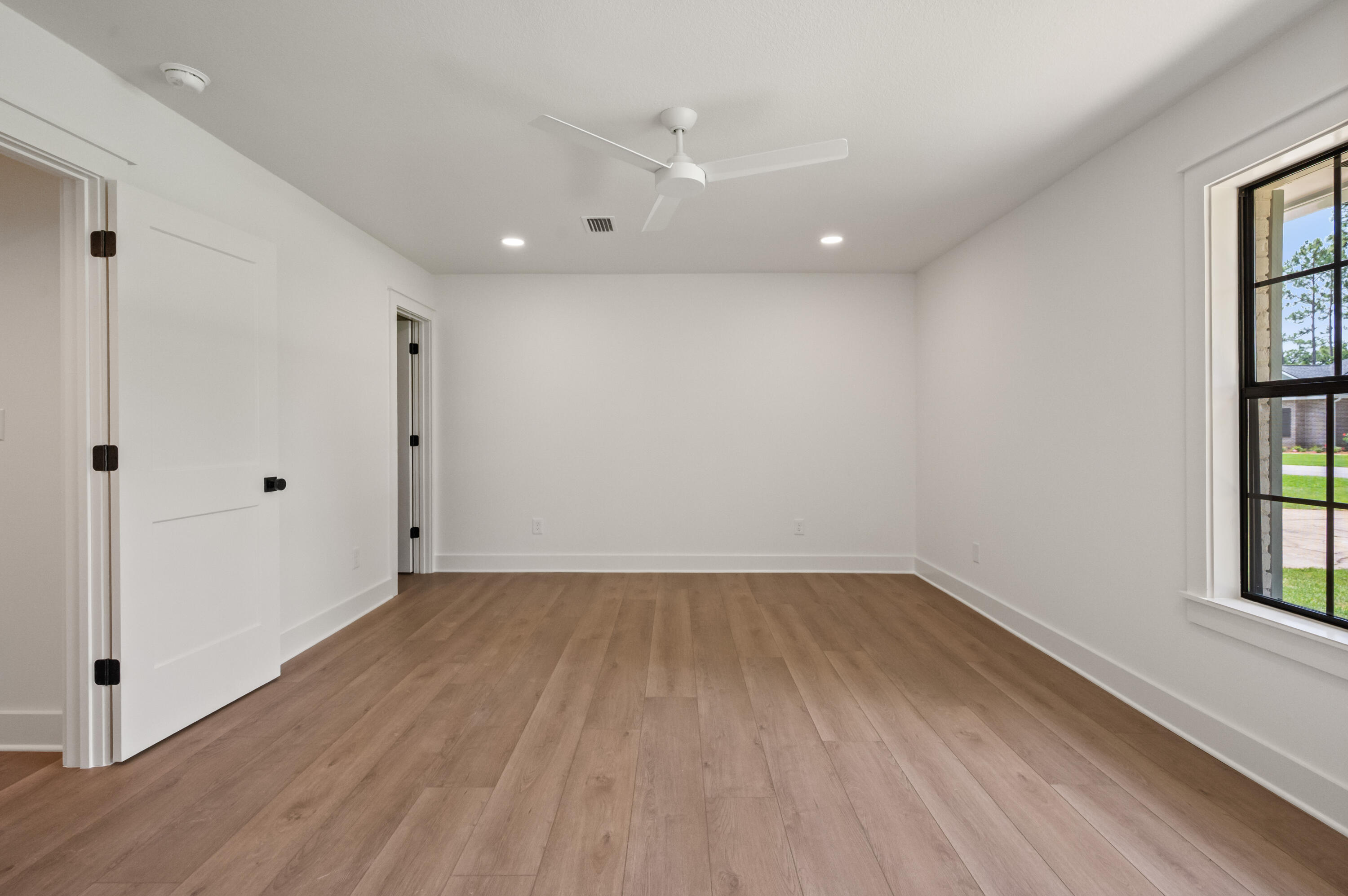 ST ANDREWS EAST BLUEWATER BAY - Residential