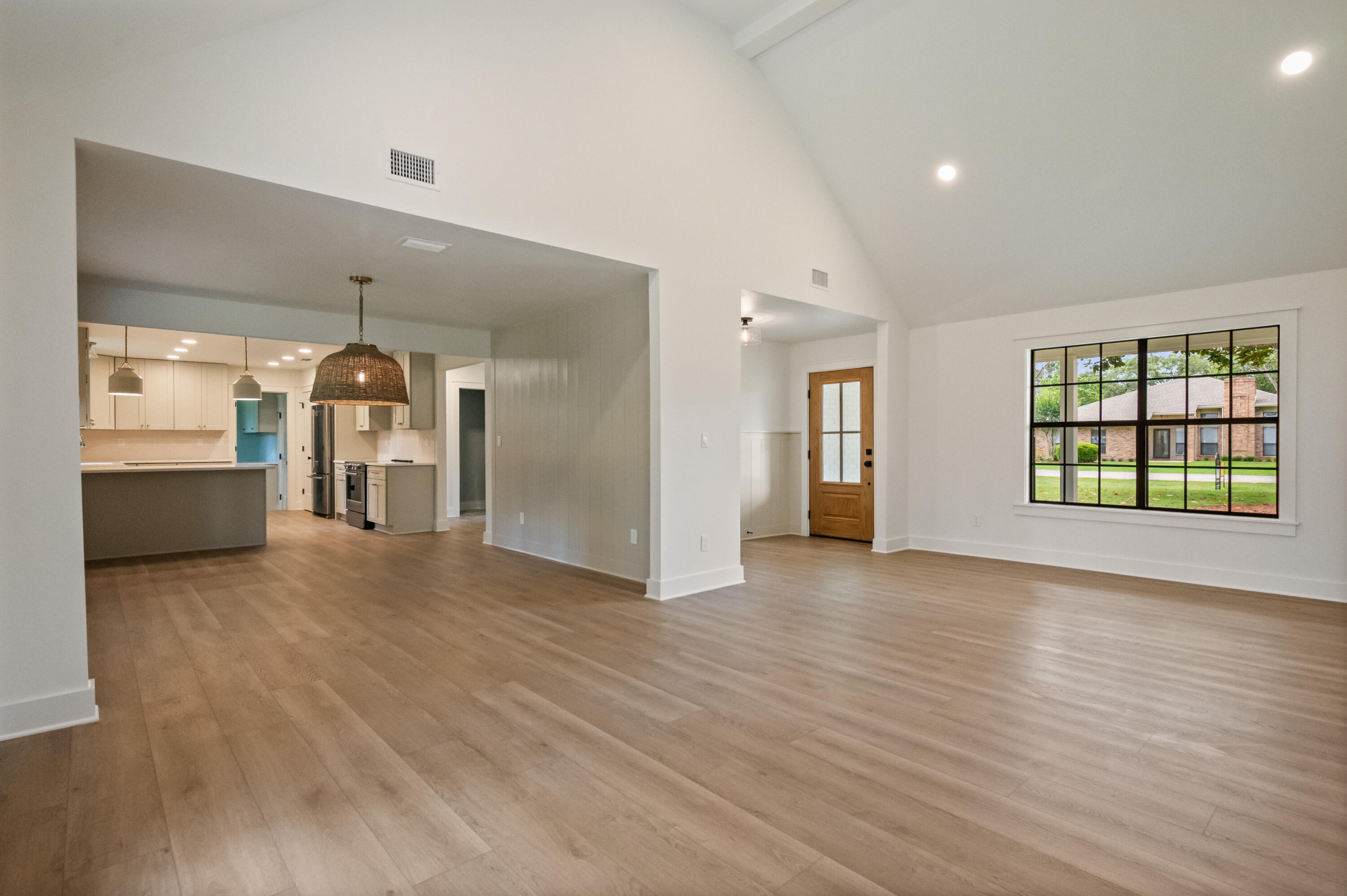 ST ANDREWS EAST BLUEWATER BAY - Residential