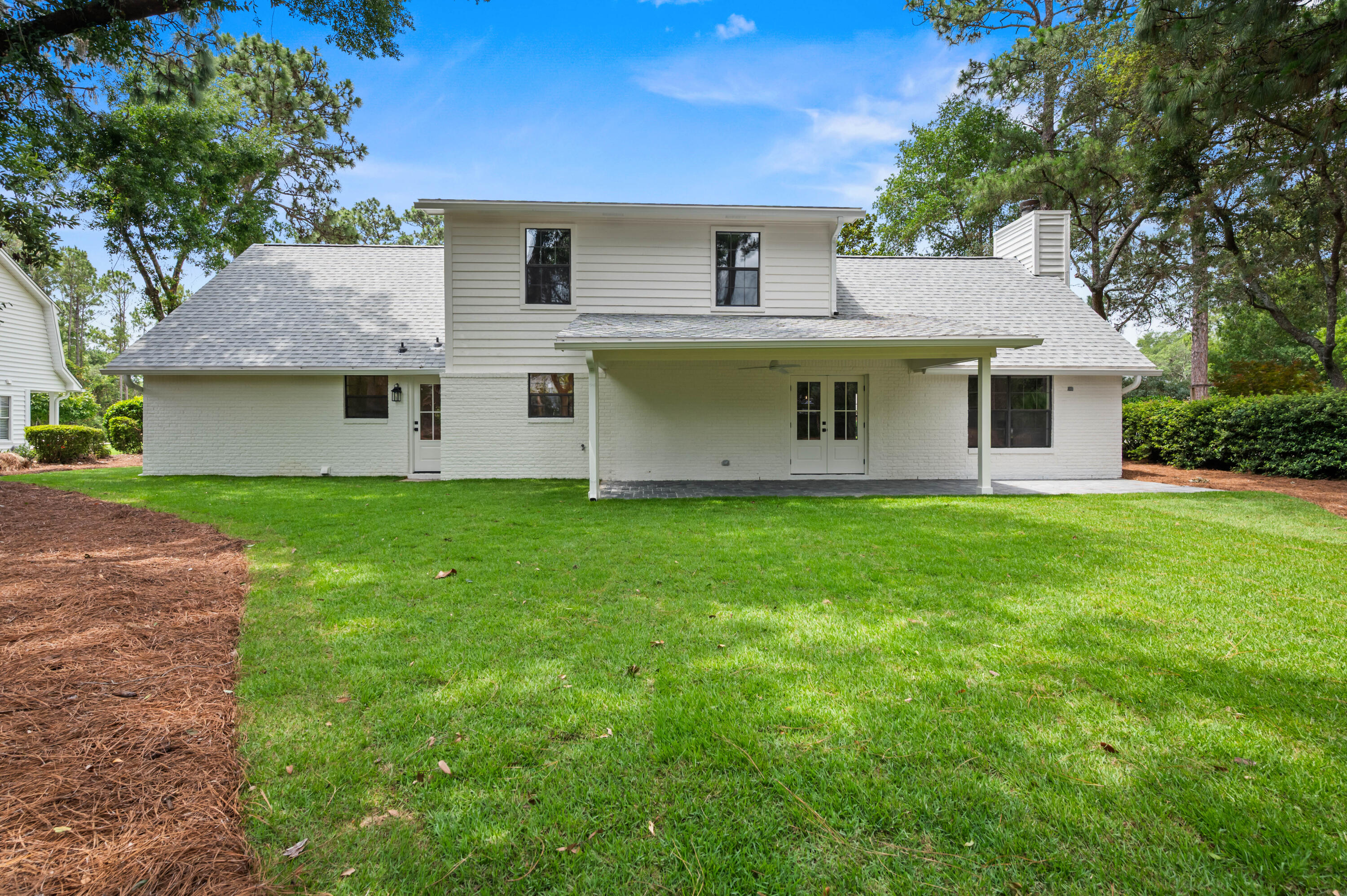 ST ANDREWS EAST BLUEWATER BAY - Residential
