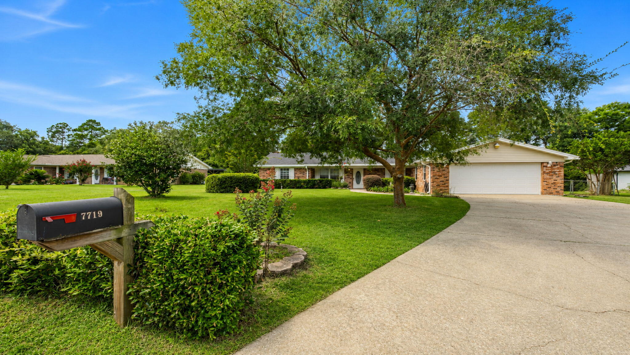 BRANDYWOOD - Residential