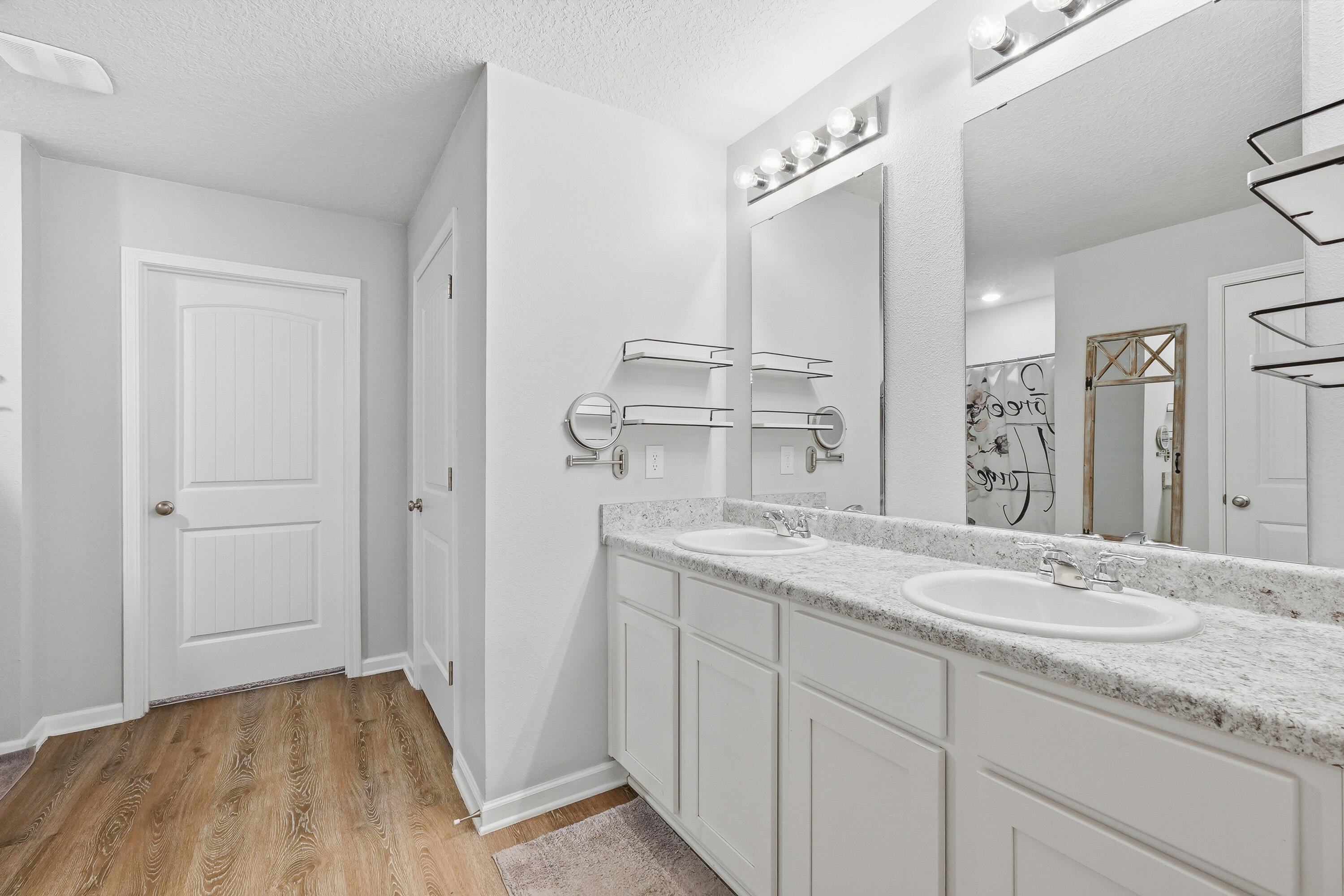 TIMBERLAND RIDGE - Residential