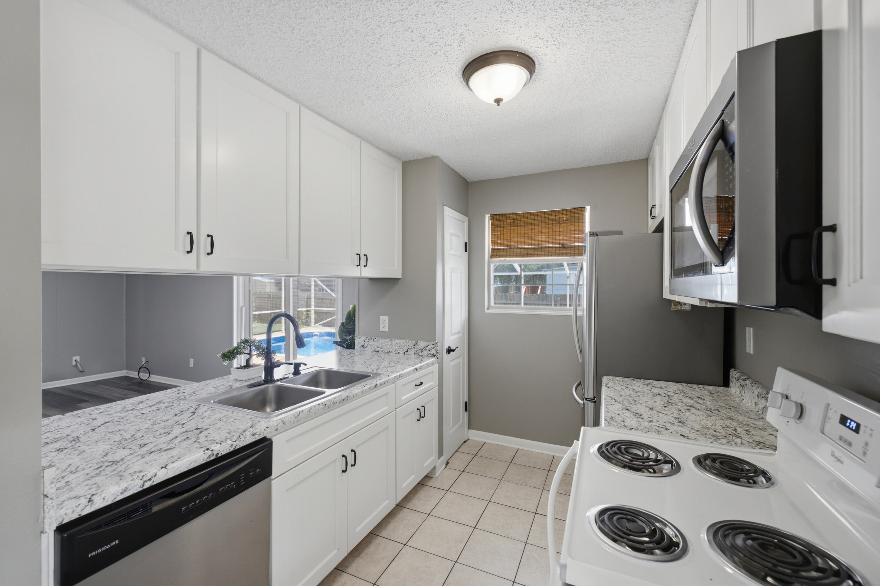 PALM ESTATES UNIT 2 - Residential