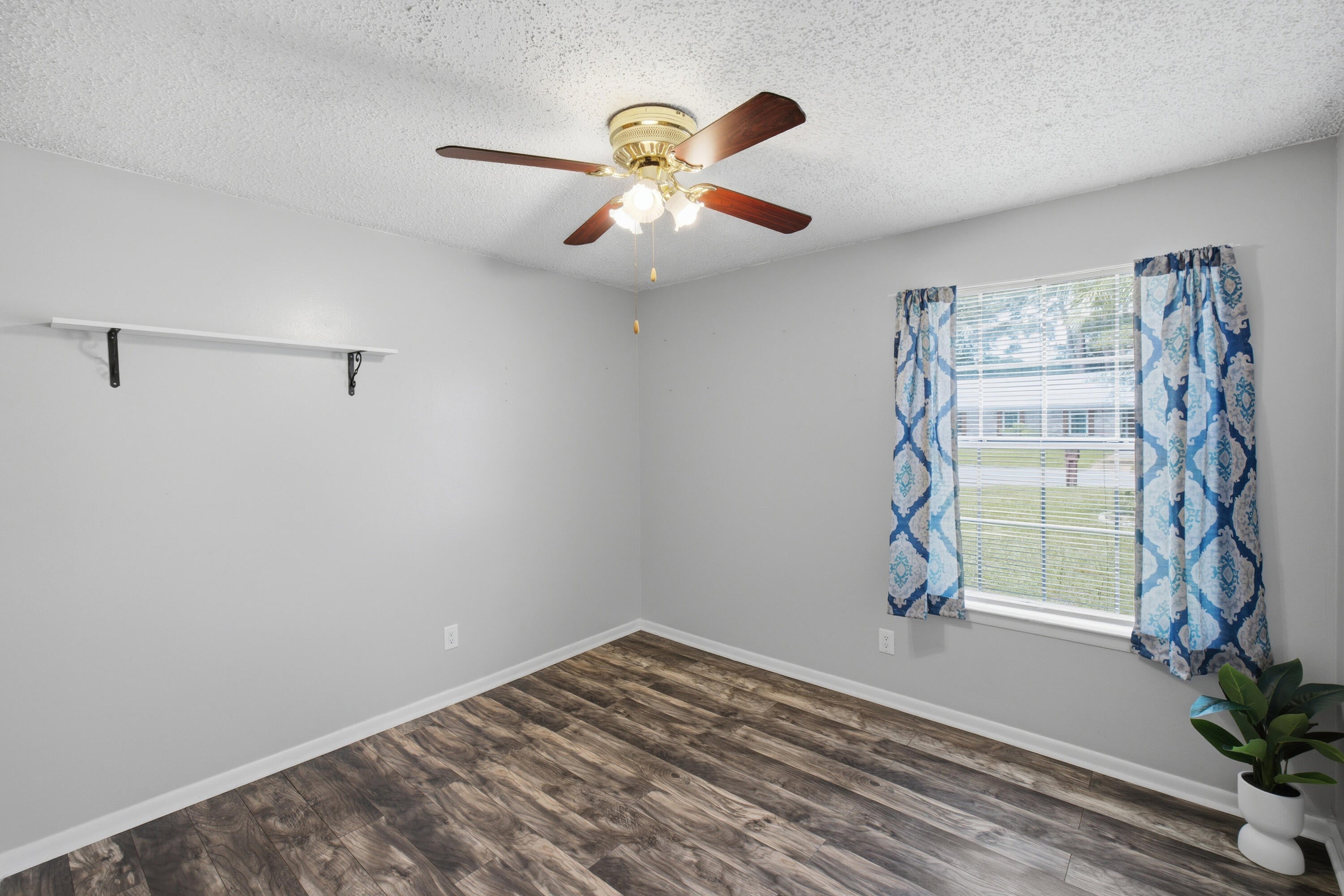 PALM ESTATES UNIT 2 - Residential
