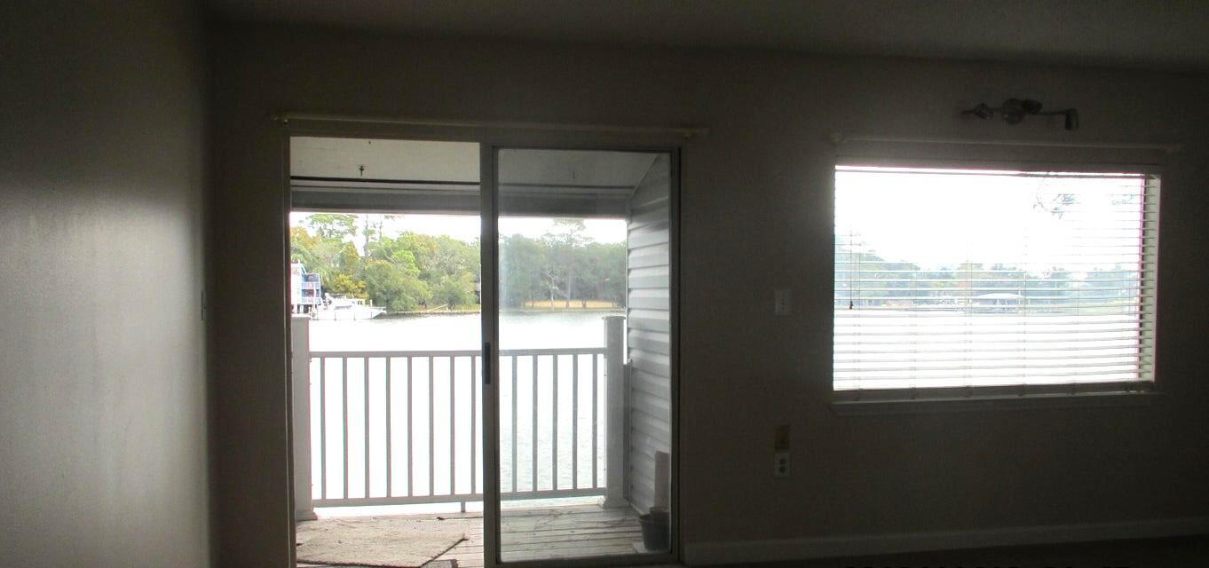 FINISTERRA CONDO - Residential Lease